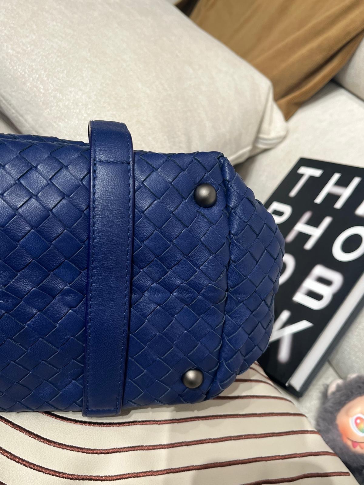 Bottega Veneta Bv shoulder bag 100%Authentic ,98%new ✅Dust bag