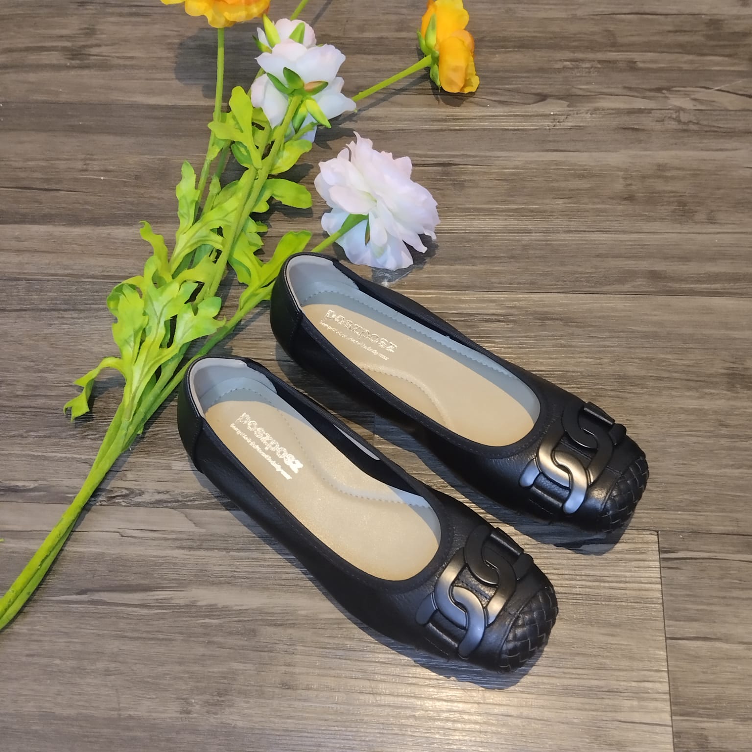 POSZPOSZ 女士黑色皮革芭蕾平底鞋，39 碼