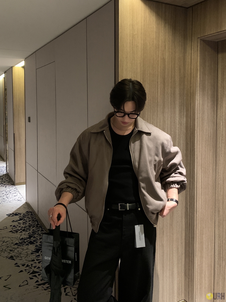 【100%保證韓國直送】品牌專屬系列：現代經典麂皮絨夾克 Modern Heritage Suede Blouson Jacket RL114762