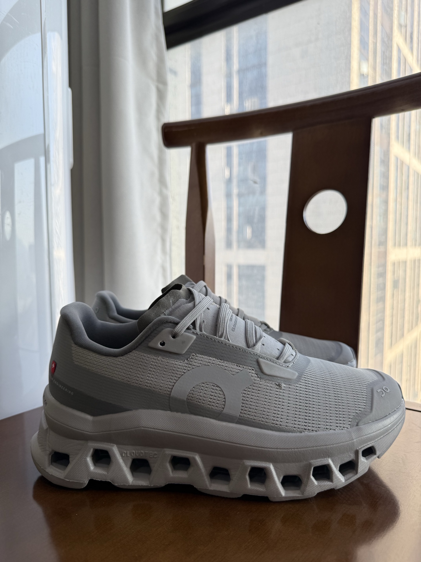 On Cloudmonster Void