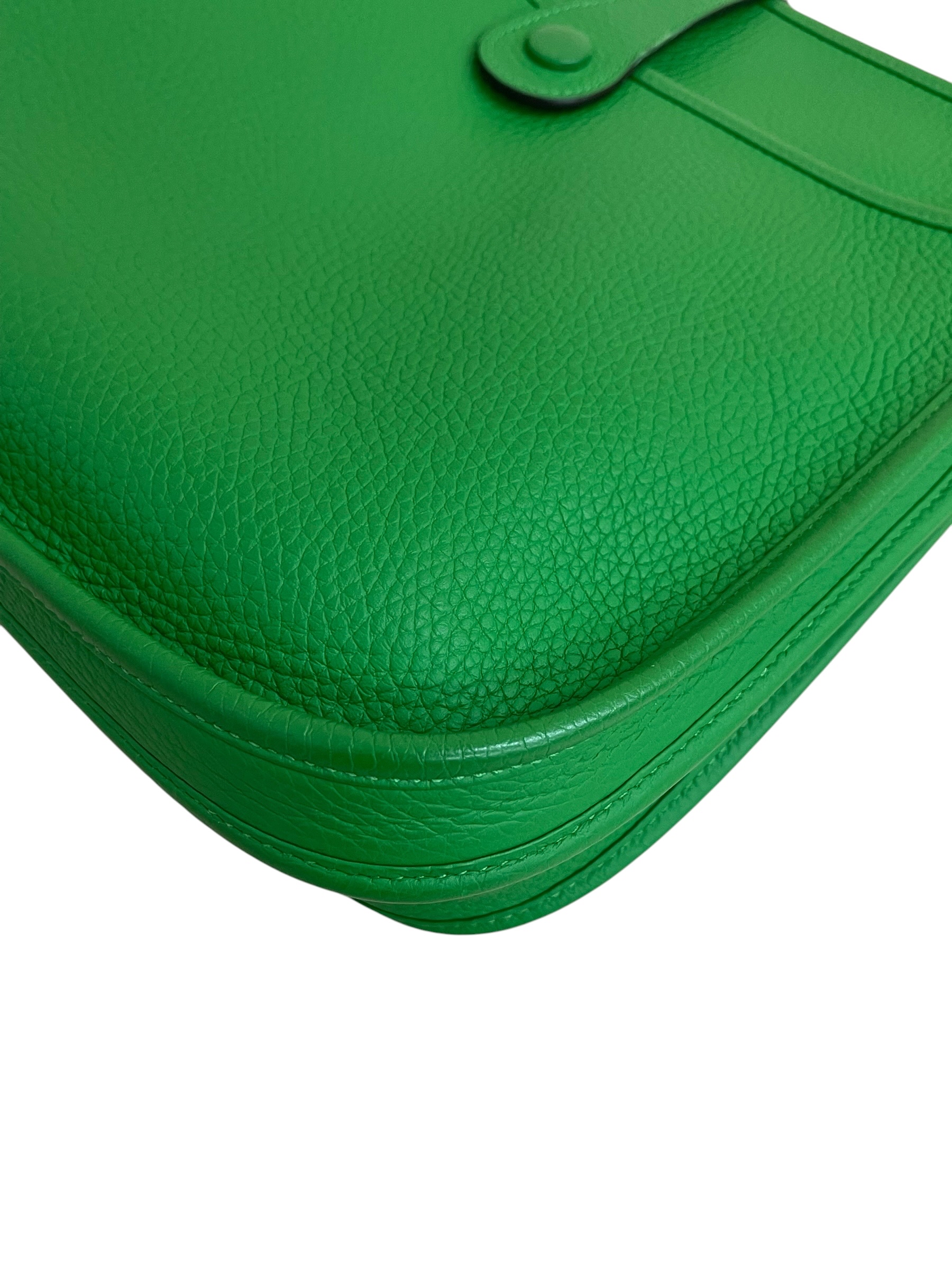 Pre-owned Hermes Evelyne 29 / Stamp square R / Product Code: 063004