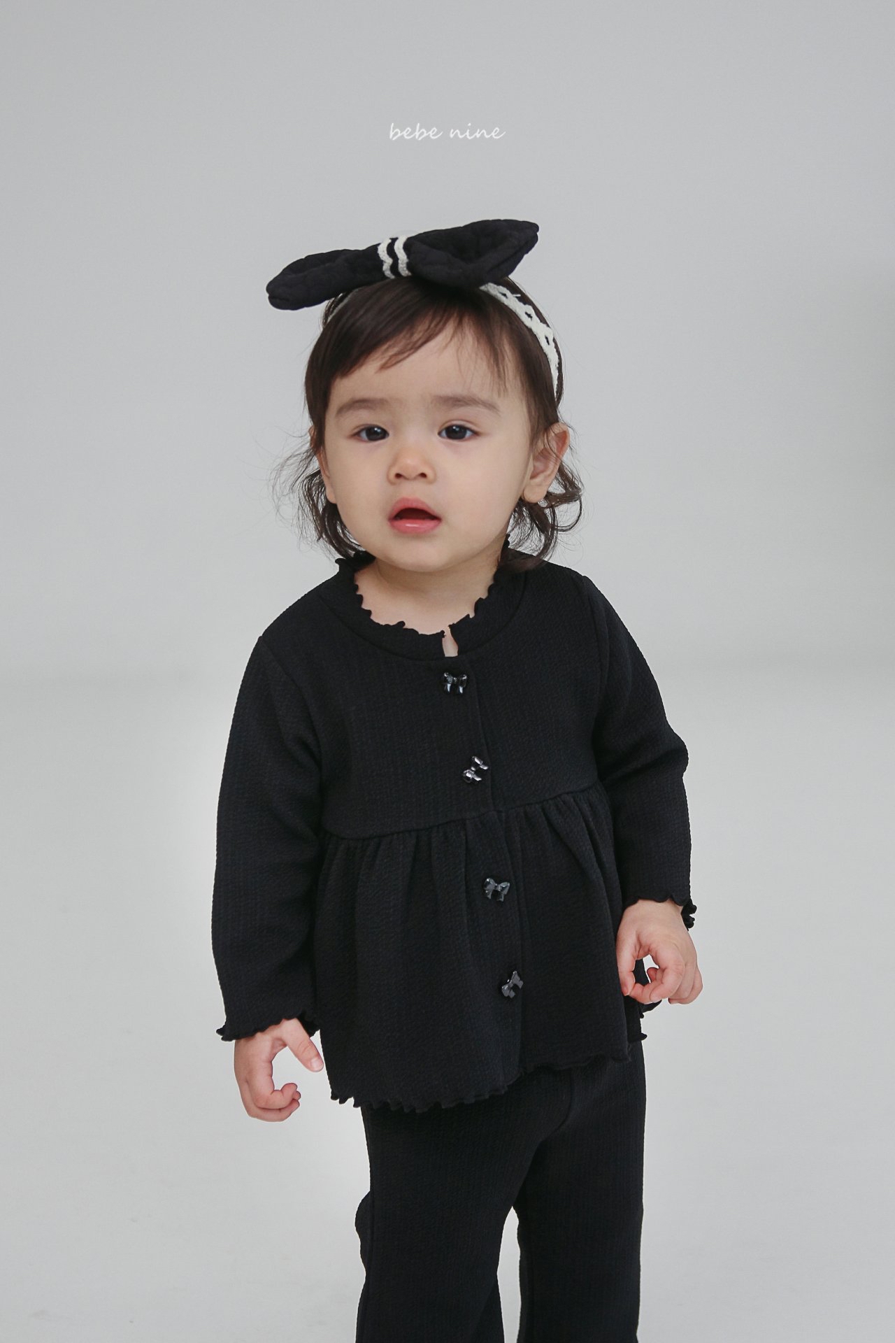 🌸預訂 韓國直送🌸🇰🇷Bebenine兩色絲帶鈕扣花邊長袖上下套裝