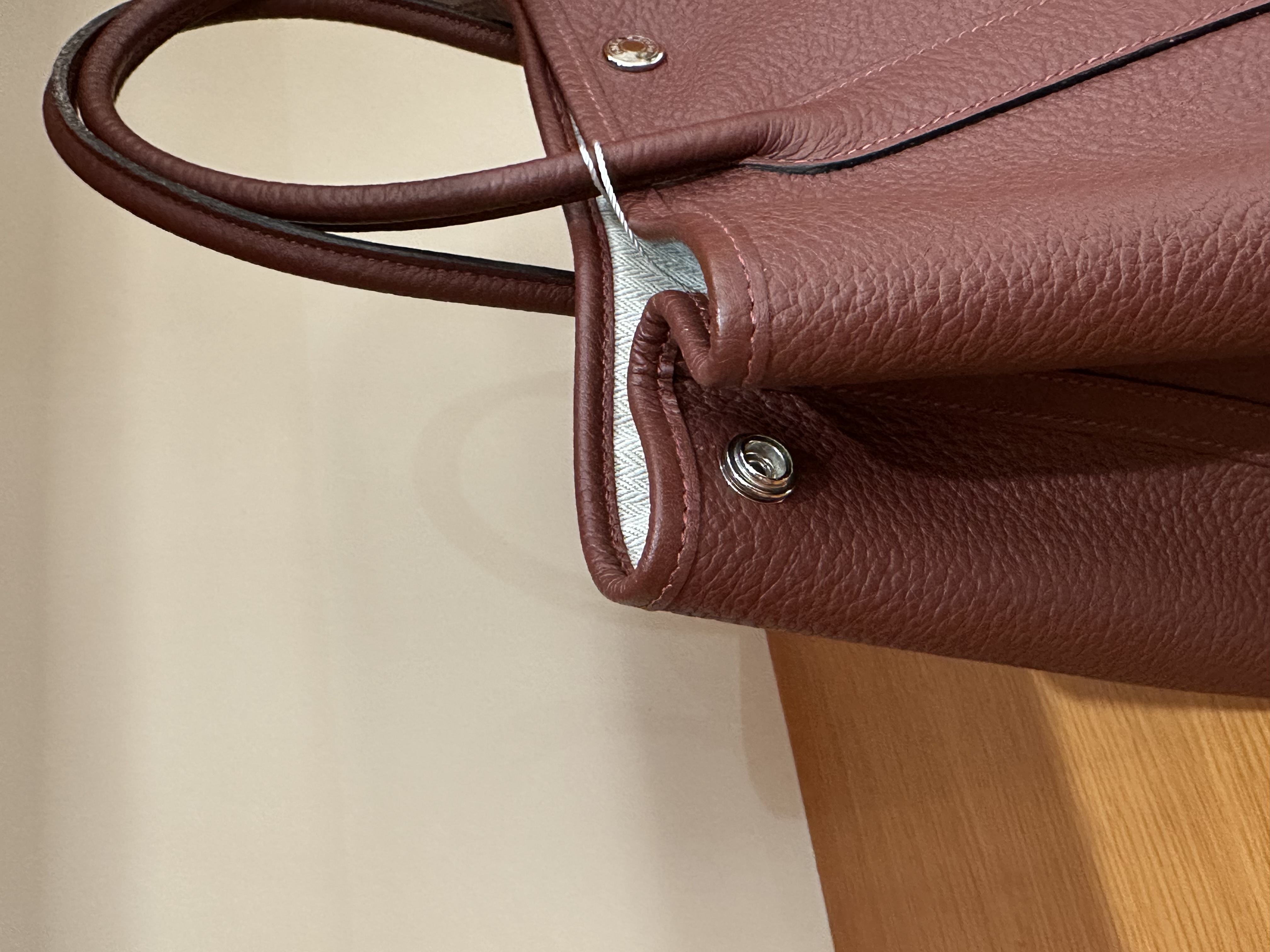 直播貨品 |  [1個-$100 2個-$300］ Stamp D HH12