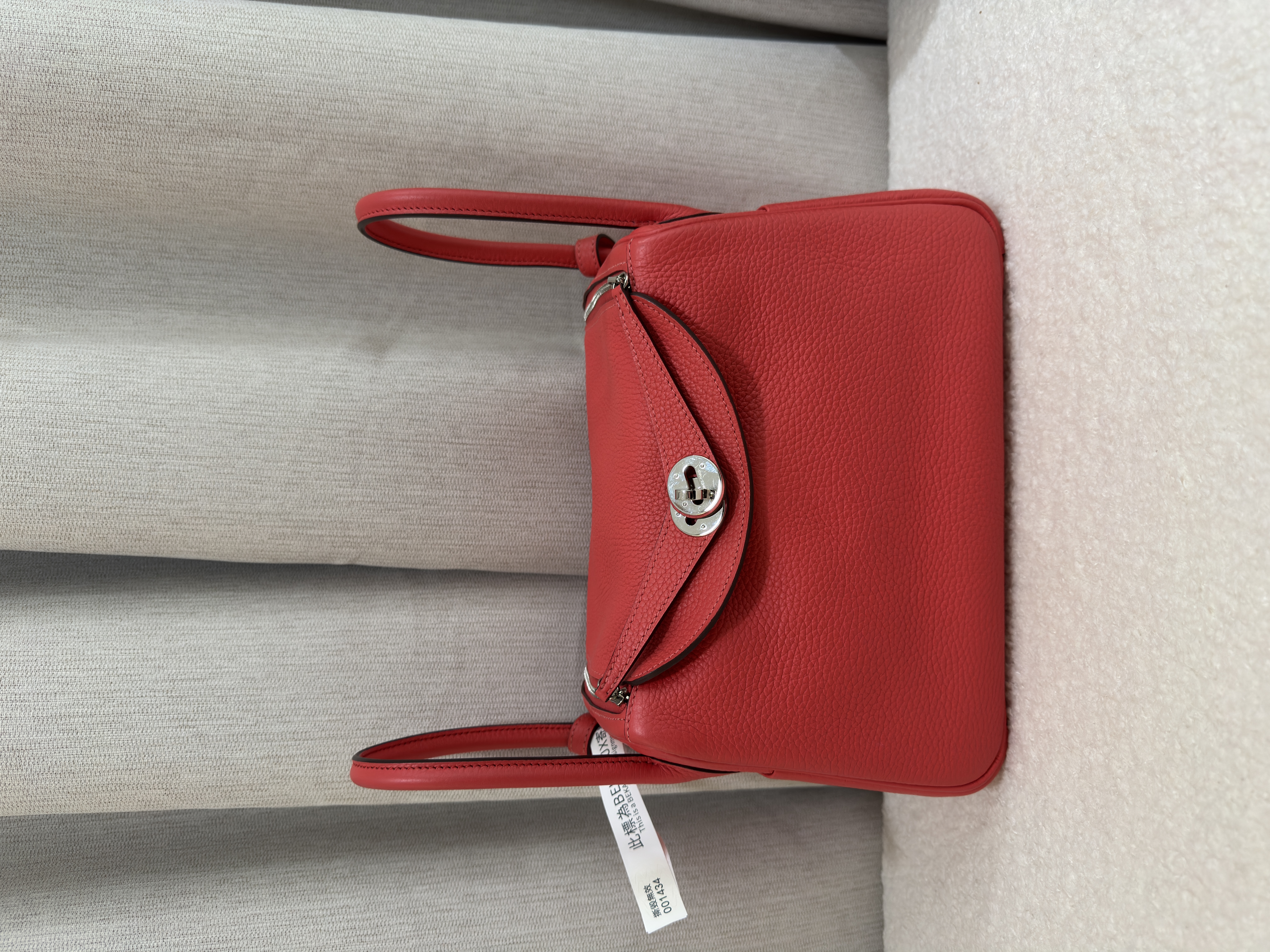 Pre-Owned HERMES Lindy26 / Stamp A / Product Code : 26021605