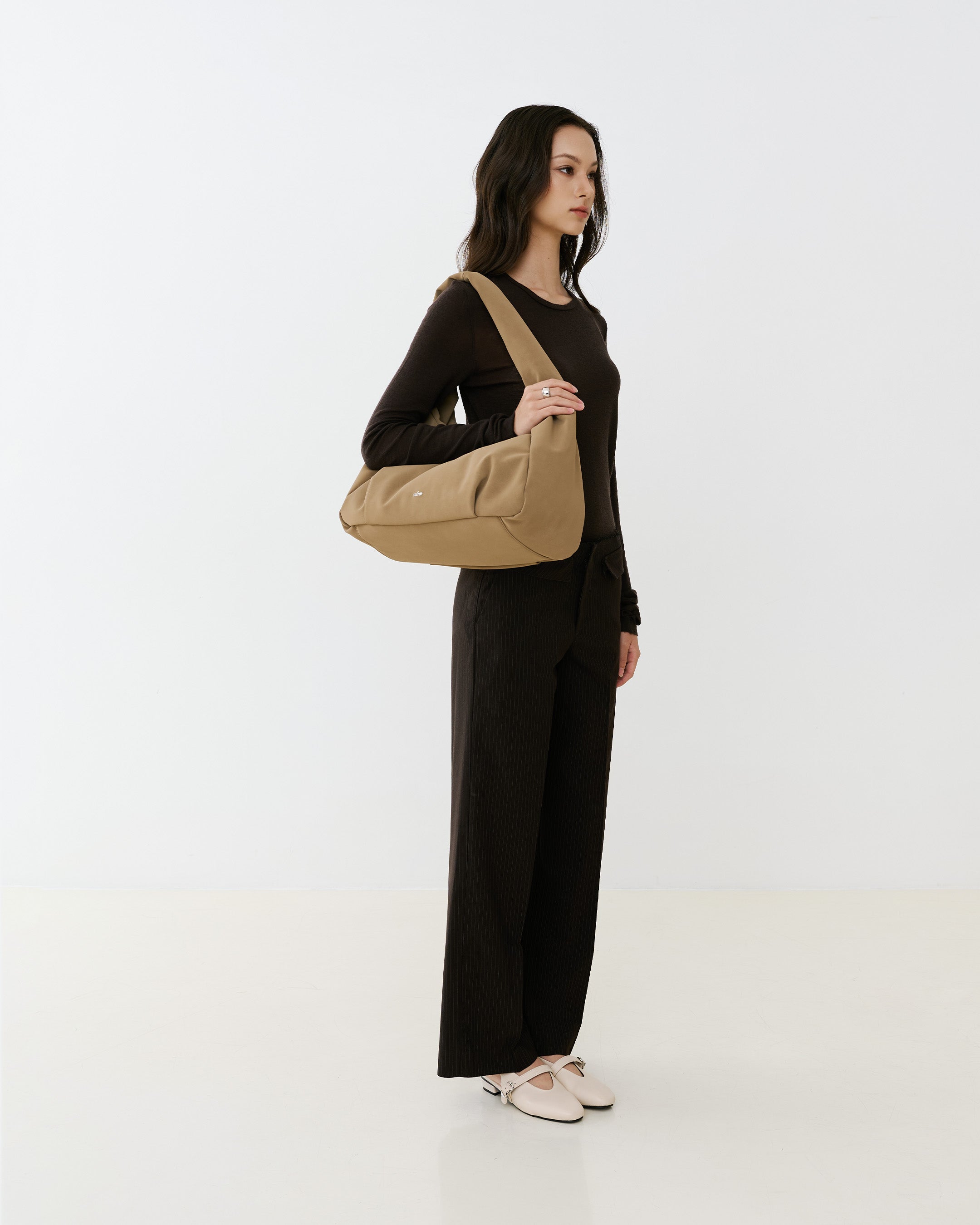 Whisperwhite - Rinn Hobo (Vegan Leather)