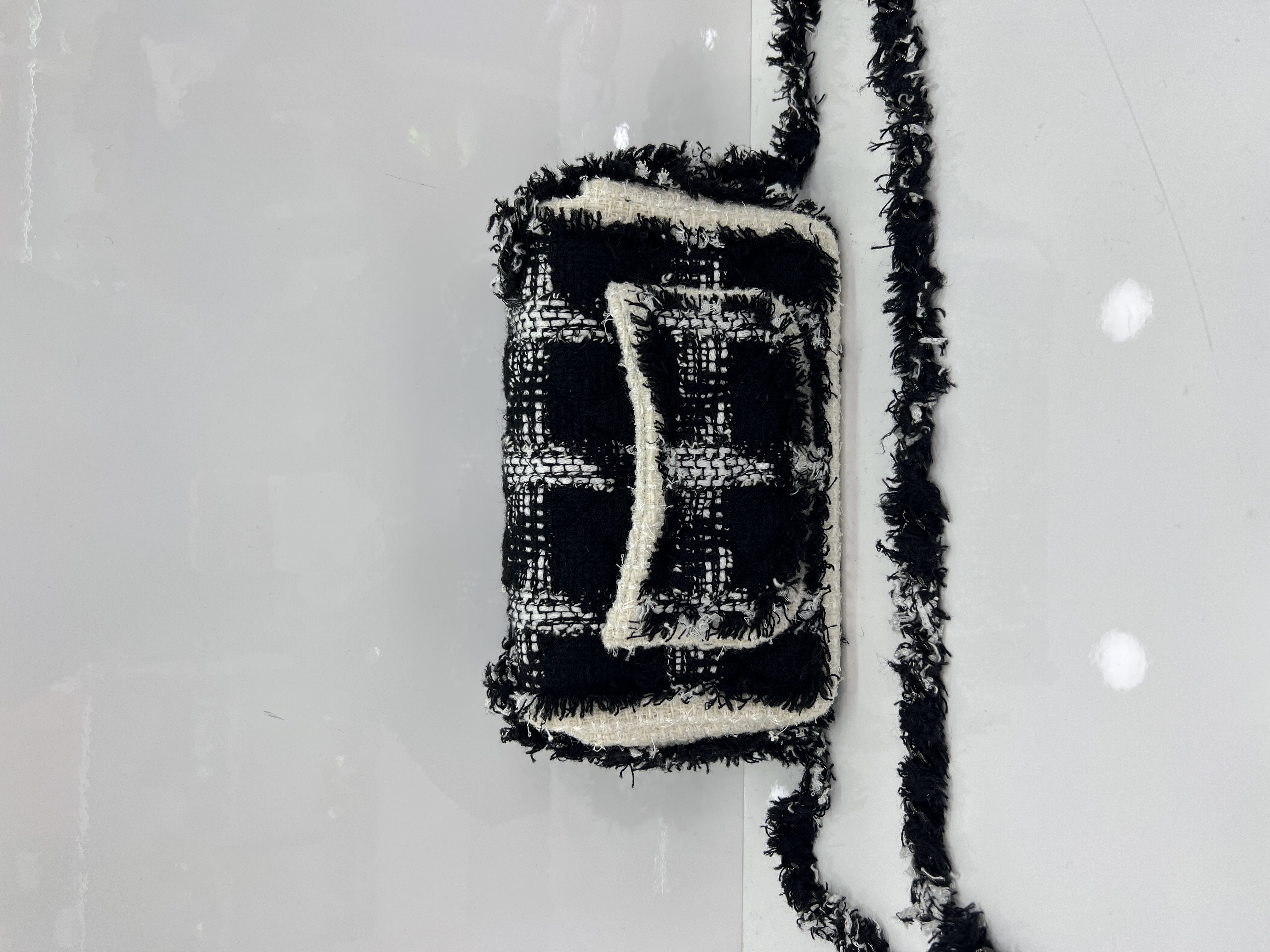 直播貨品 |  [1個-$100 2個-$300］EE85