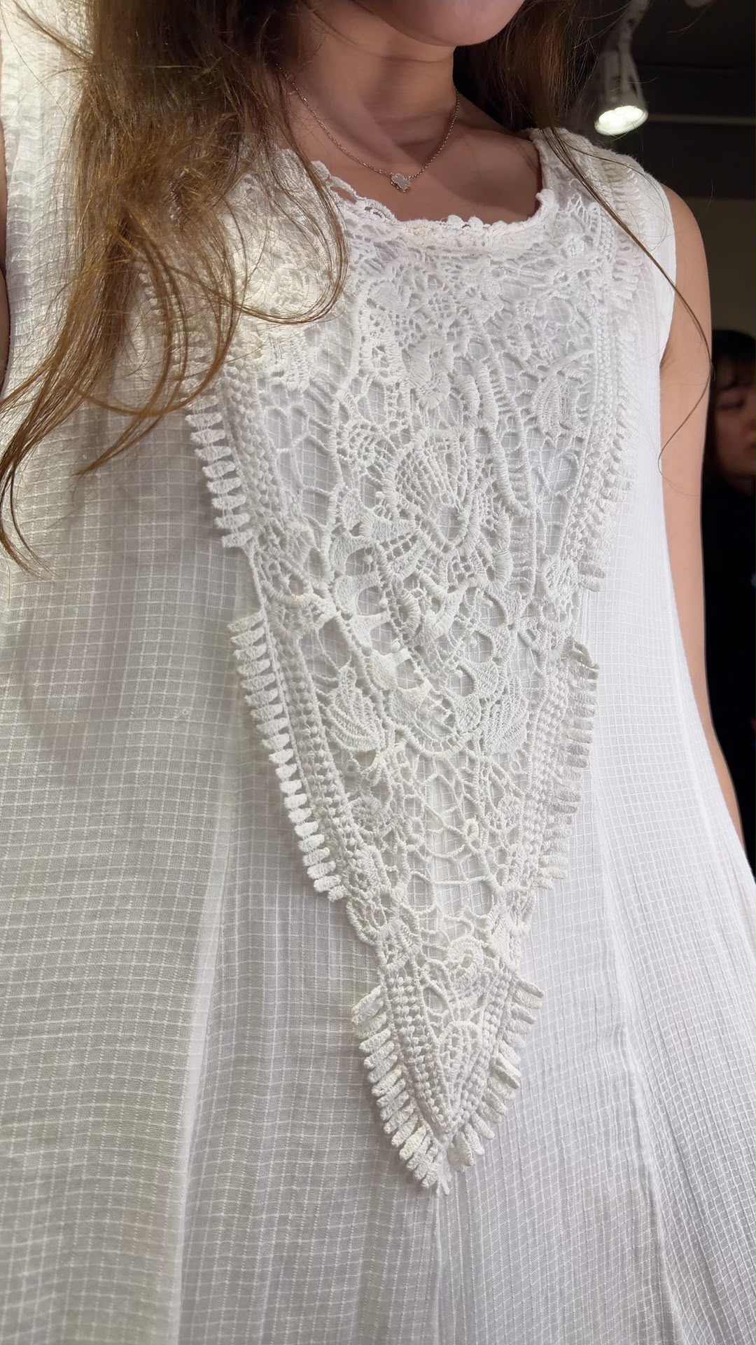 2629 Off-White SImple Chest Emb Sleeveless OP 48"
