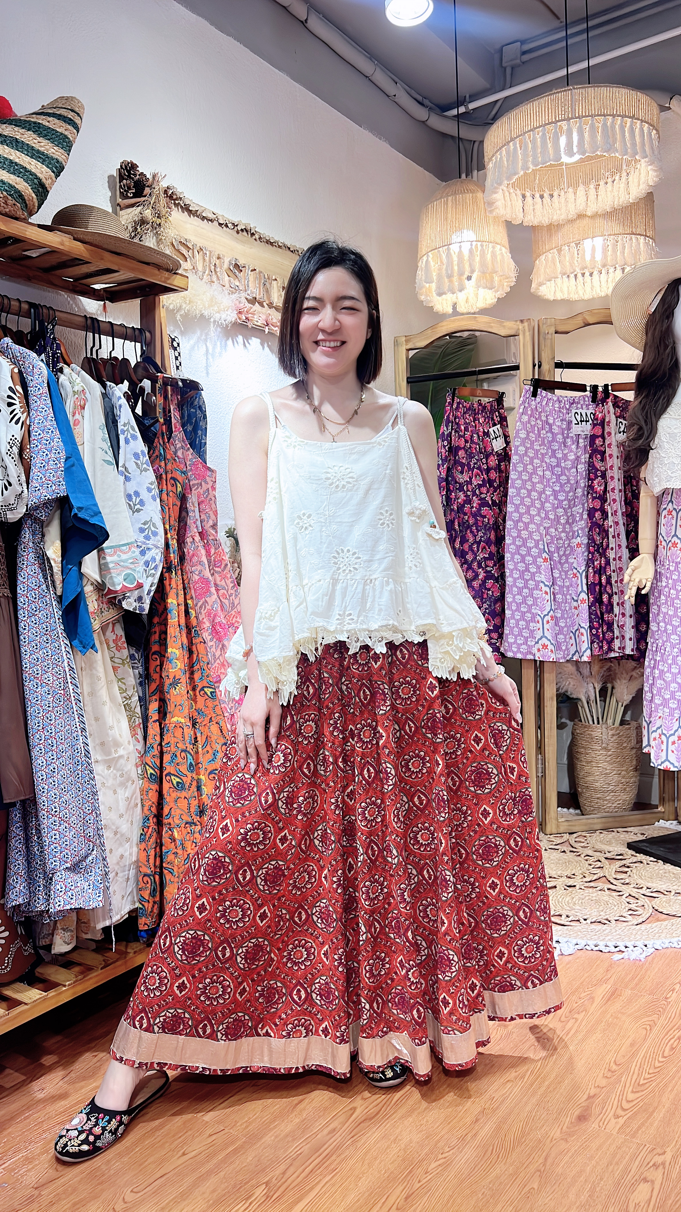 2483 Red Mandala BP Skirt 39.5"