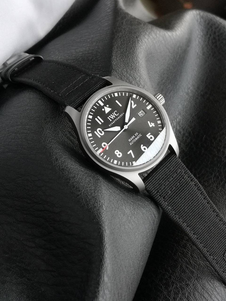 IWC 万国表马克二十飞行员系列自动机械腕表