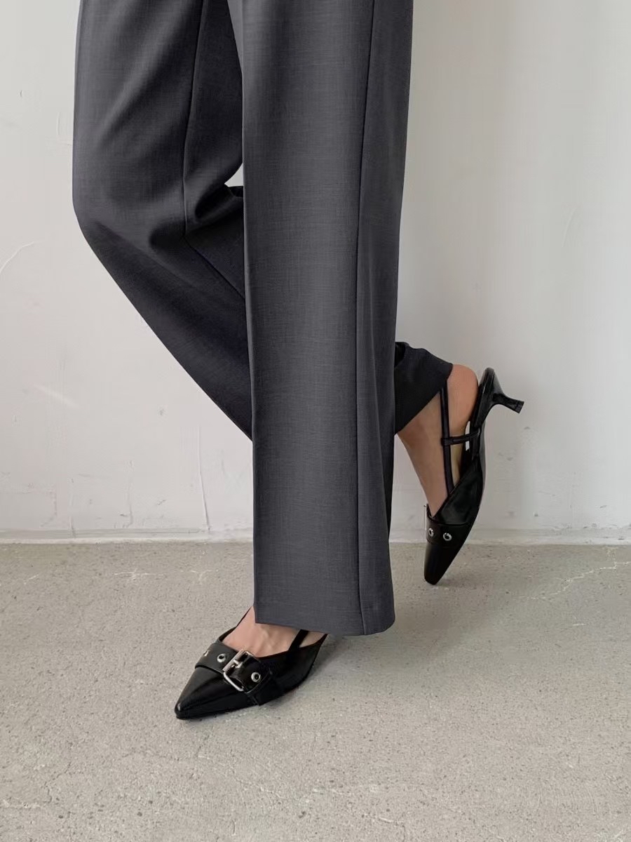 26SS/ 4CM SILVER BUCKLE HEELS