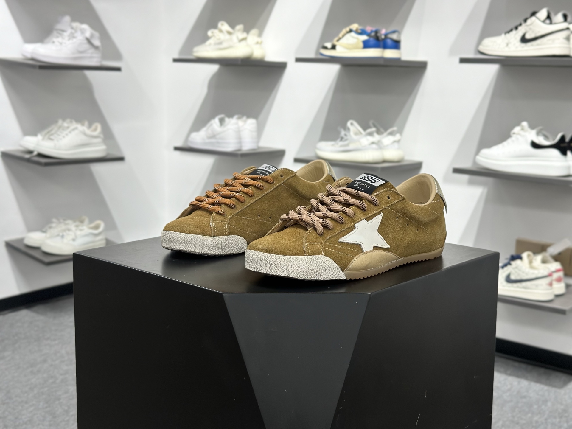 Golden Goose True Star