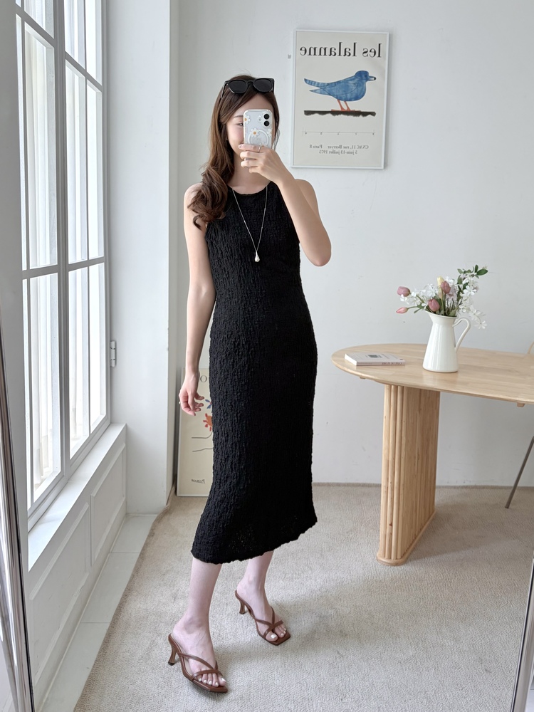 Ruched Slim Dress (Black)