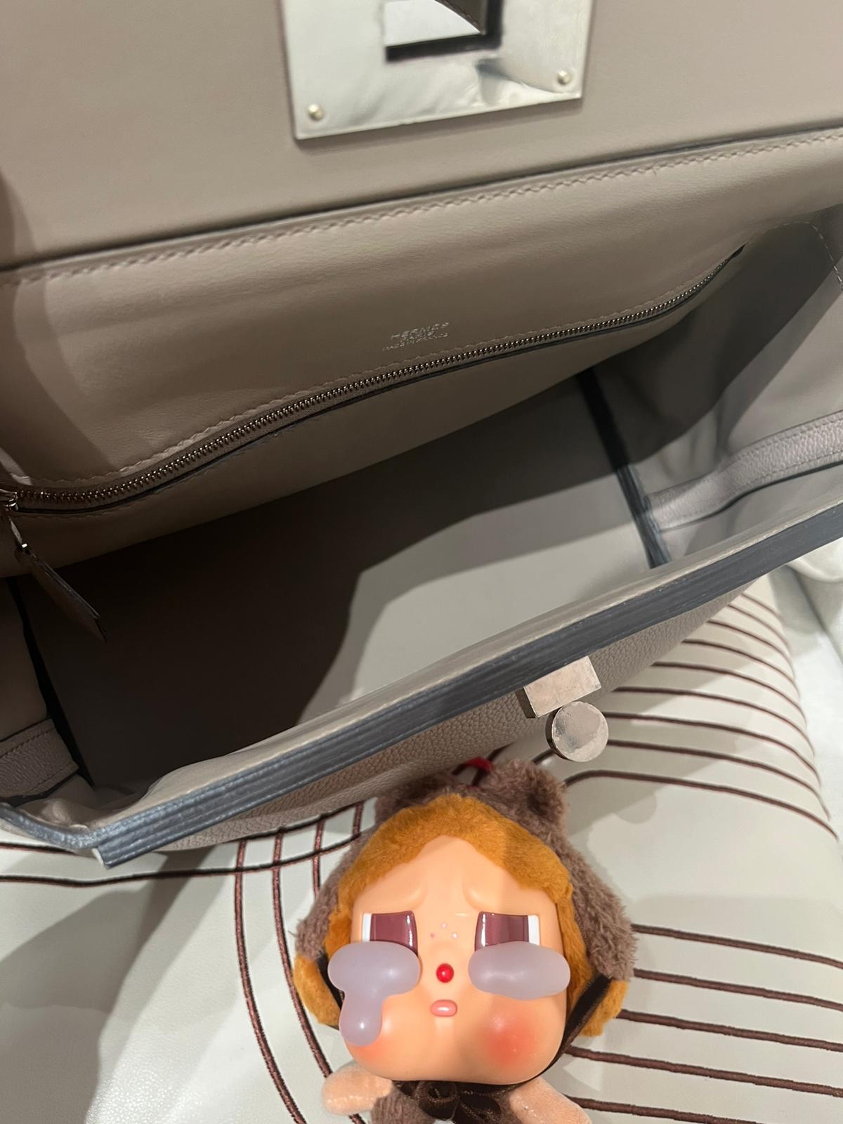 Hermes 2424 29cm Stamp C ASPHALTE/GRIS 100%Authentic, 95%New ✅專門店收據✅Dust bag ✅Box