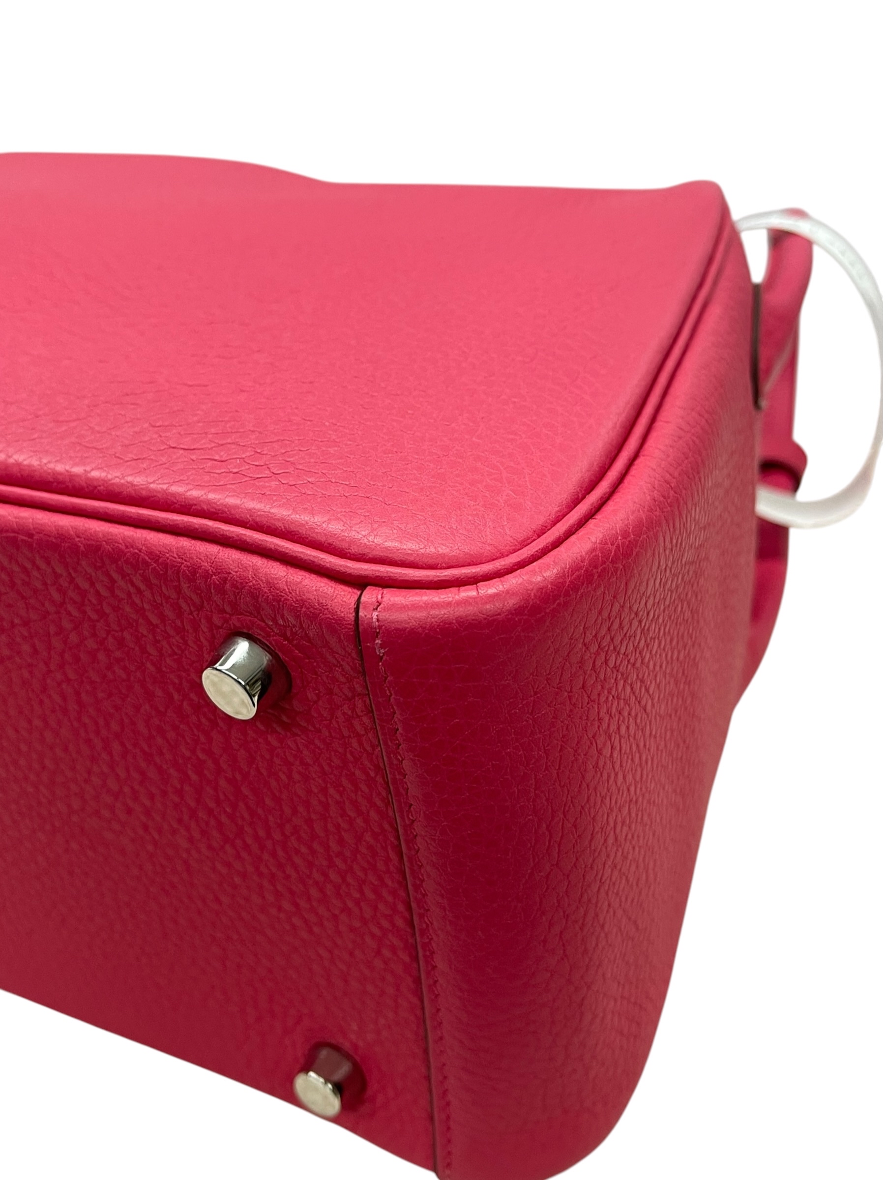 Pre-Owned HERMES Lindy26 / Stamp D / Rose Extreme / Product Code: 082601