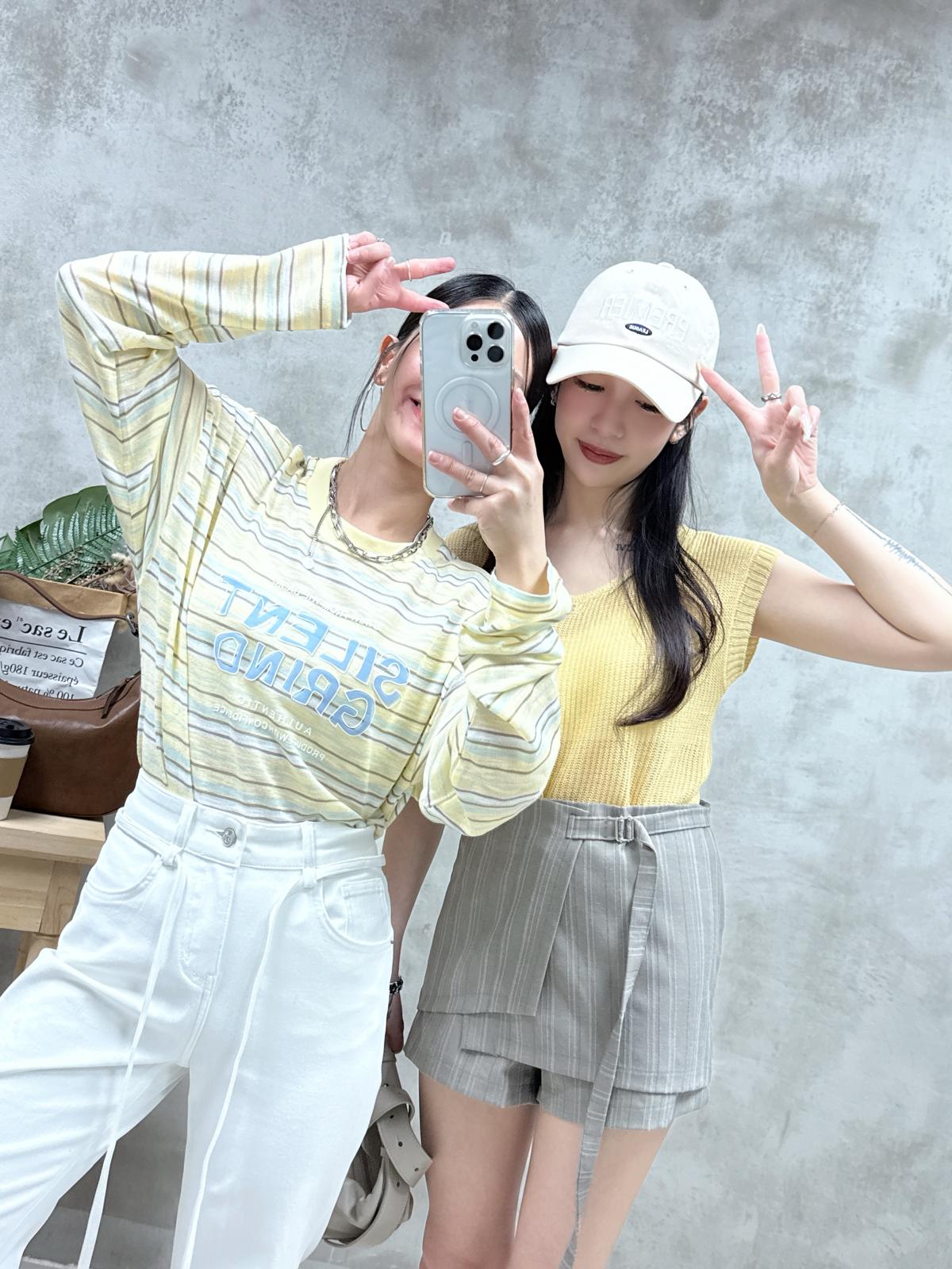 E04 V領側扣線Top