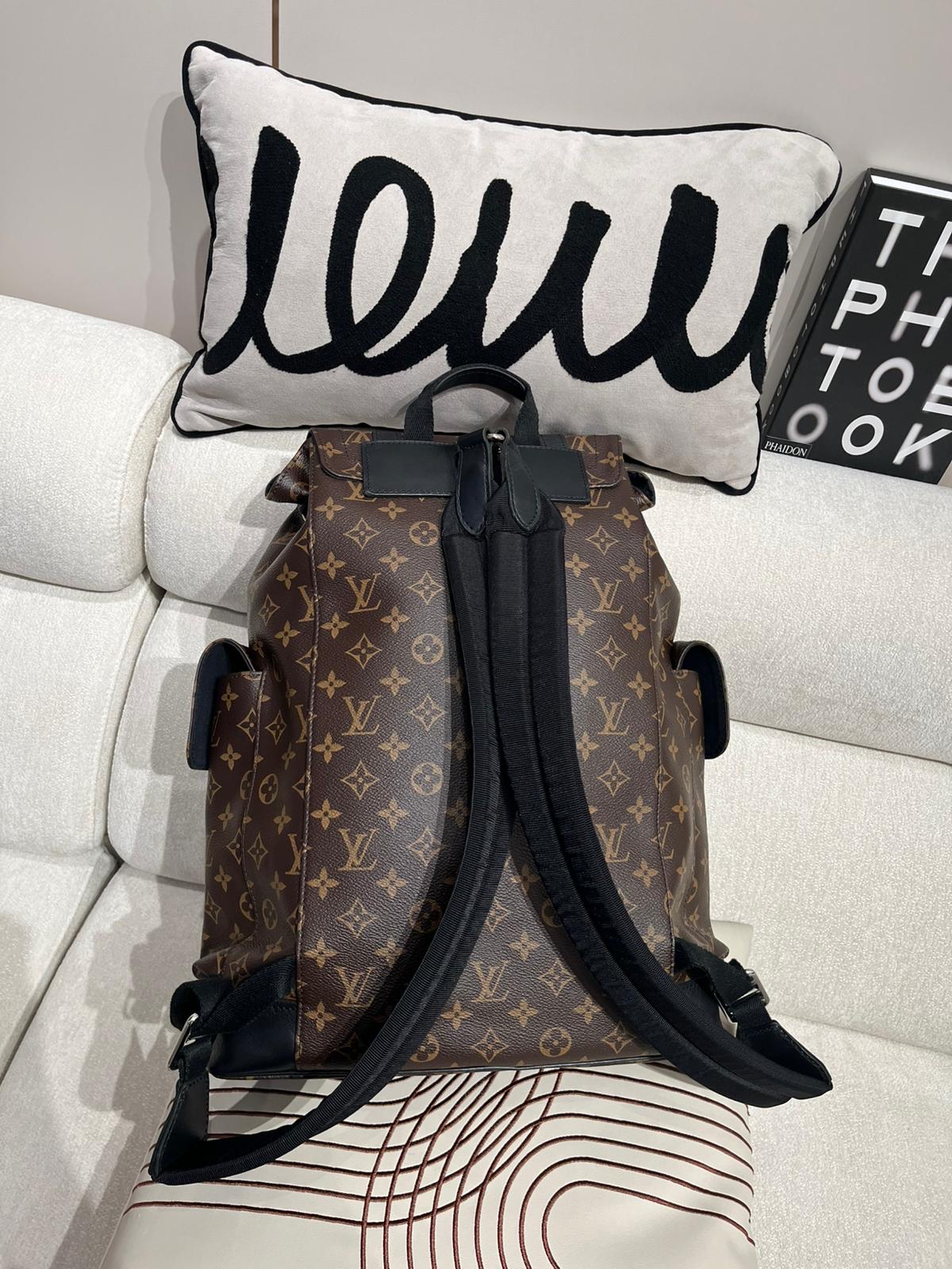 Lv backpack Christopher MM M43735 Monogram Macassar  100%Authentic,95%new✅dust bag ✨專門店售價$27,700✨📣