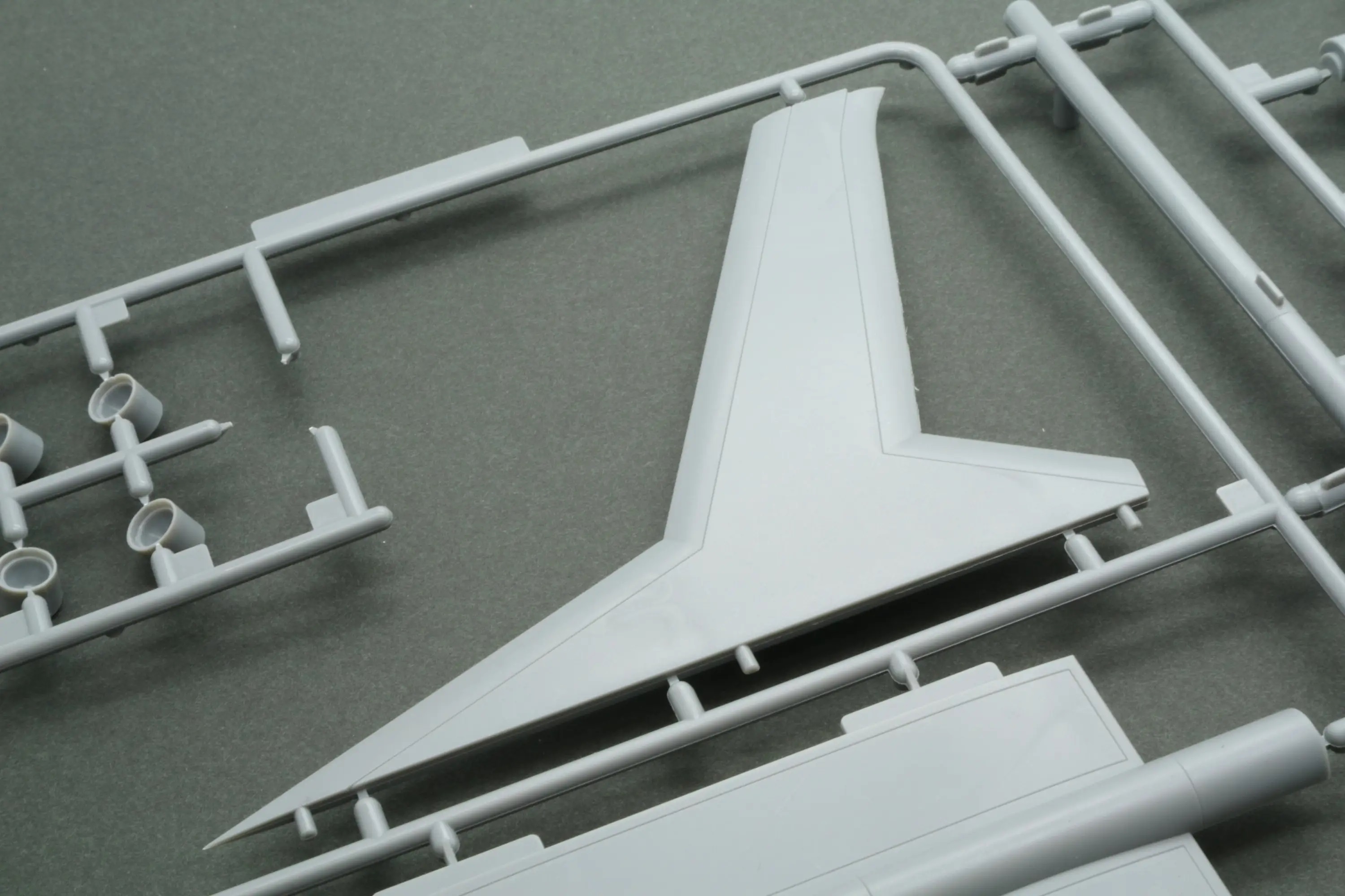 1/72 Ultra Hawk No.1