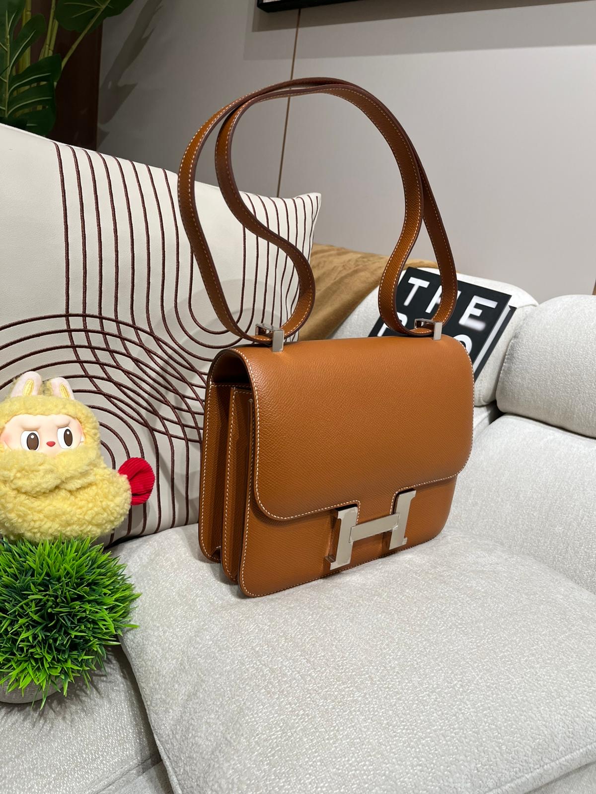 HERMES CONSTANCE 24, STAMP Z GOLD 銀扣，EPSOM牛皮，原裝貼 100%Authentic ,98%new ✅dust bag ✅box 
