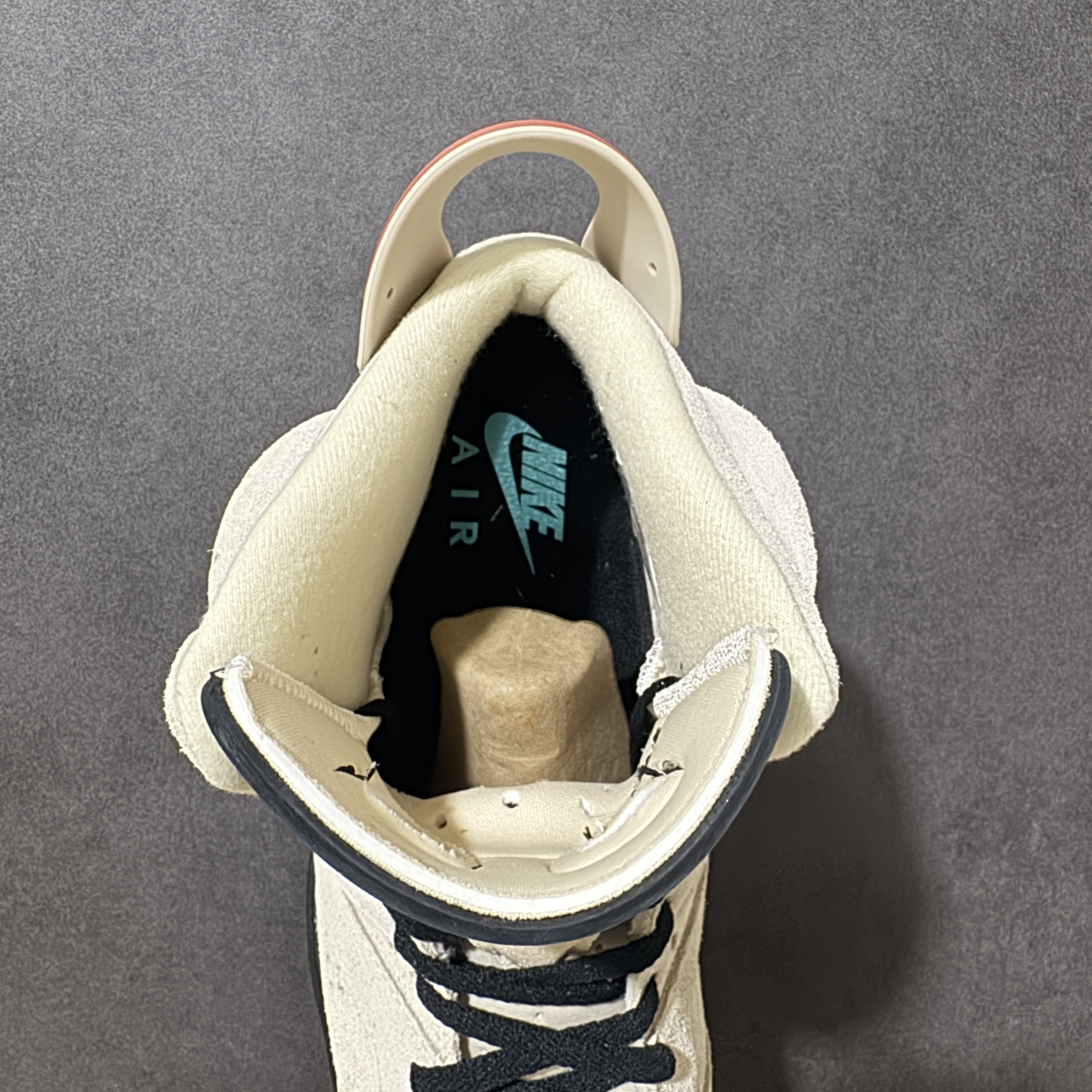 Ma Maniére x Nike Air Jordan 6 
