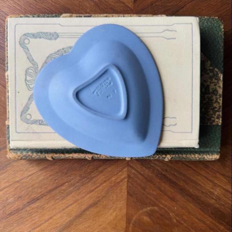 Vintage Wedgwood Blue Jasper Trinket Dish - Heart (MT2462/MT2463)
