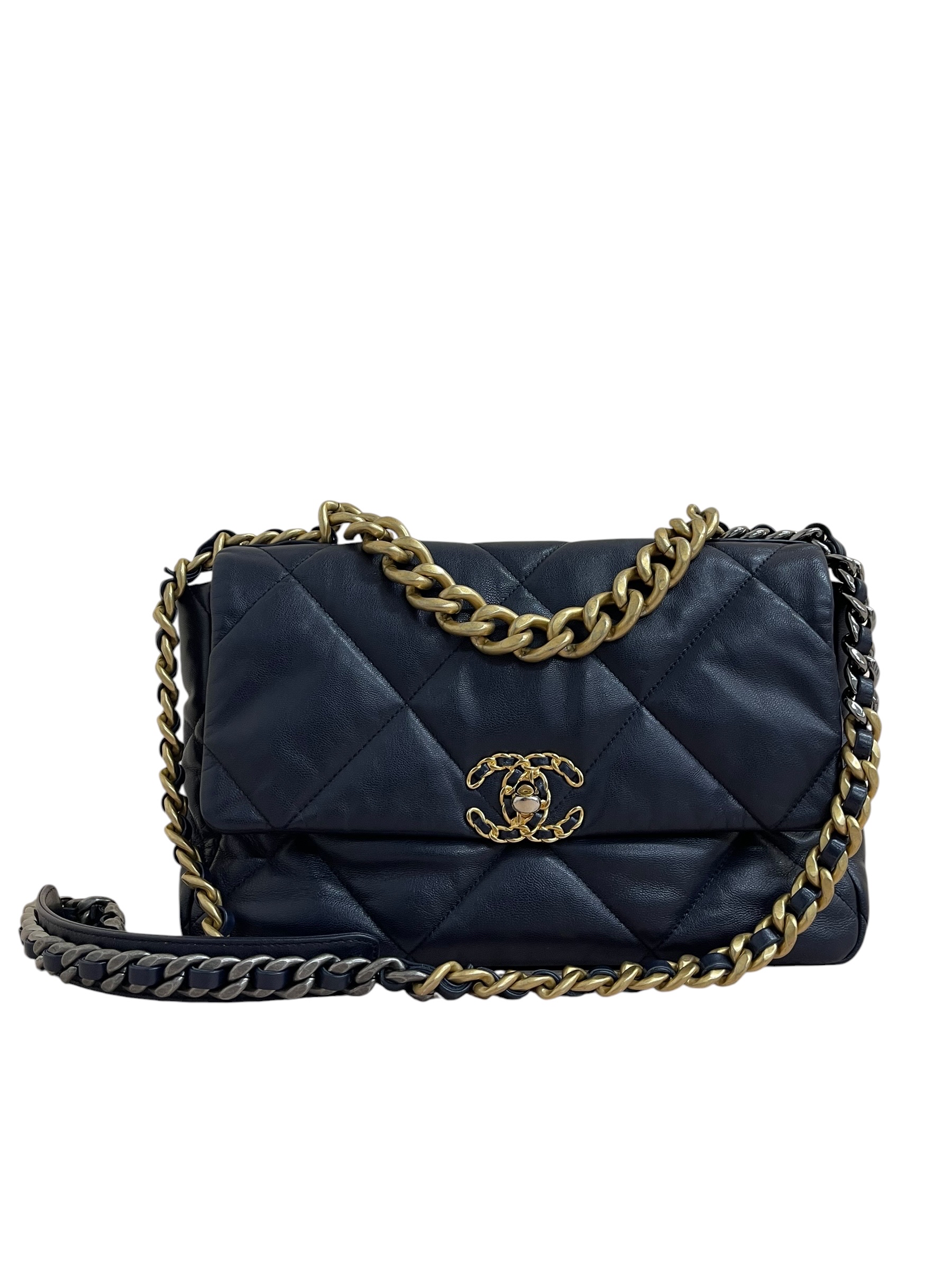 Pre-owned Chanel 19 Bag / Product Code: 062907