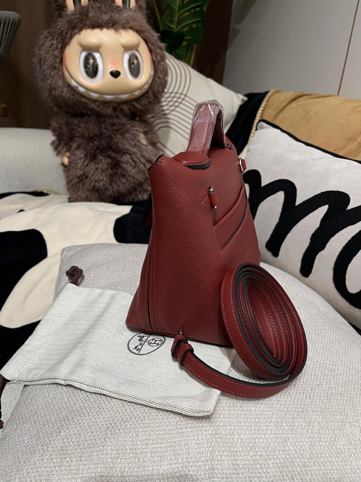 全新 HERMES 2424 mini 21cm STAMP B ,ROUGE H EVERCOLOR 100%Authentic, 全新Brand New ✅strap✅Dust bag✅box