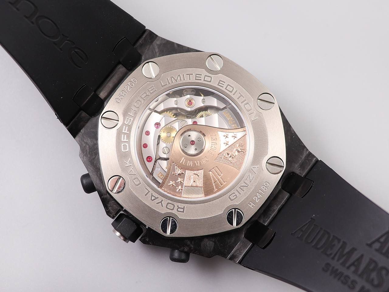 A P 42MM碳纤维系列 银座7字钻 锻造碳纤维表壳 钛合金表圈及底盖 橡胶按钮 蓝宝石镜面 7750改12点位小秒自动机械计时码表机芯 橡胶表带 钛合金折叠扣🔥💯