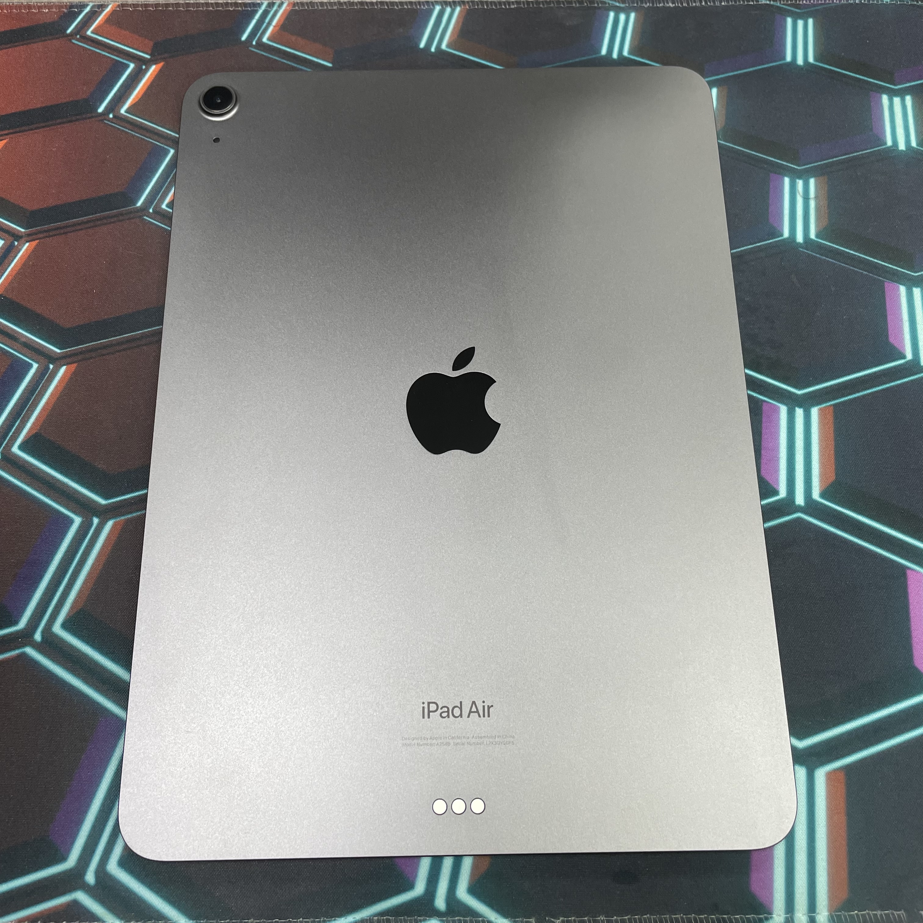*810590 iPad Air 5 完美機 64Gb WIFI版 灰色 gray