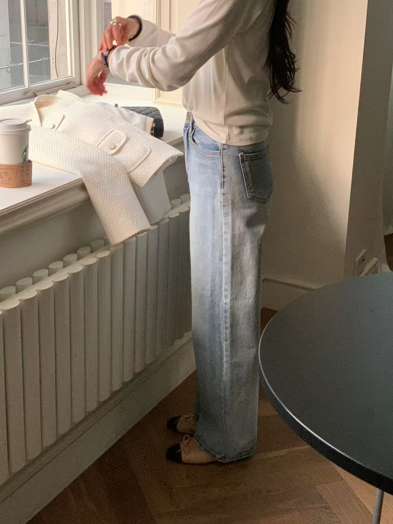 偏細牛仔褲 (建議選大一碼)