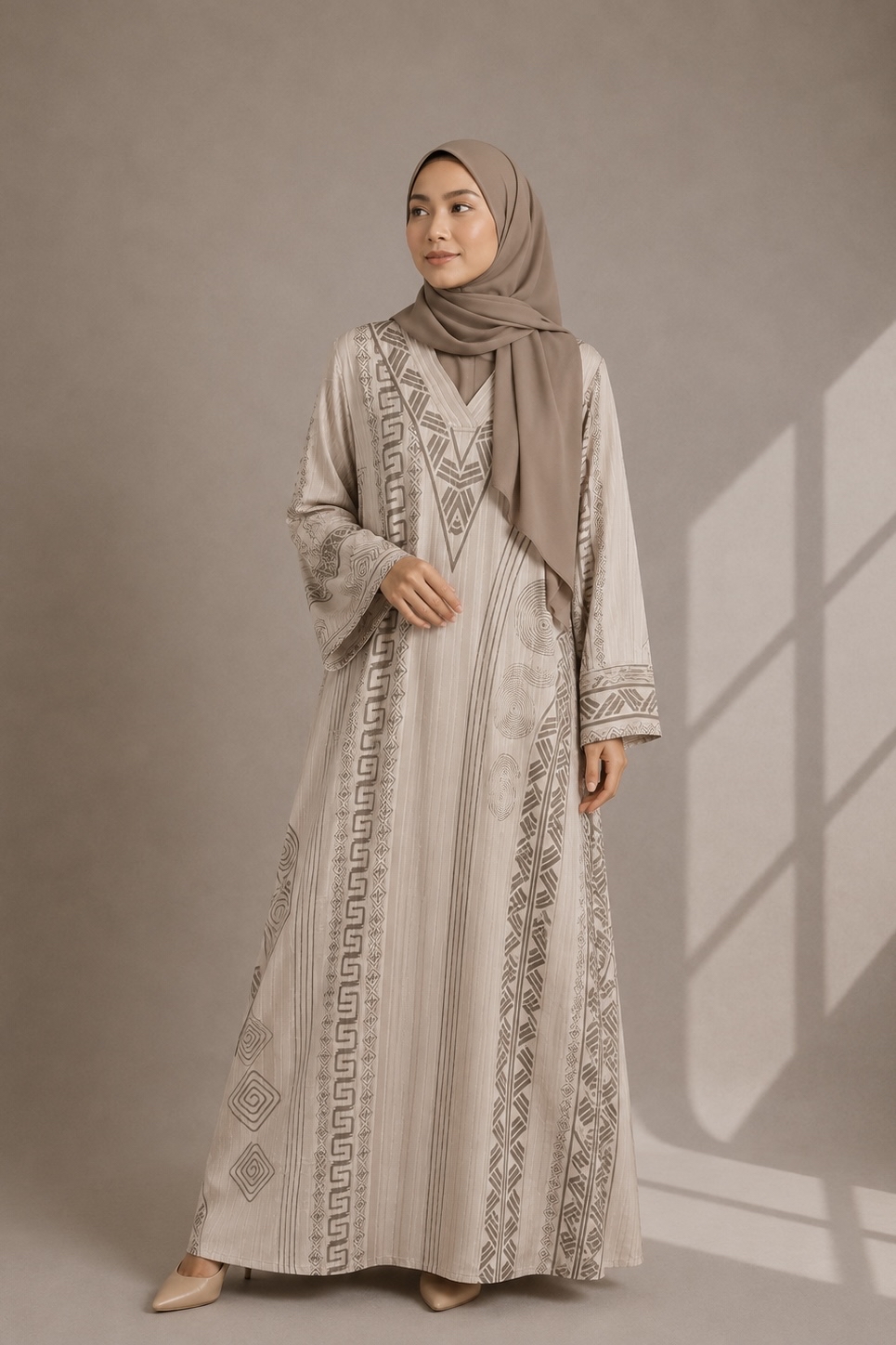 ISABELLA in Taupe