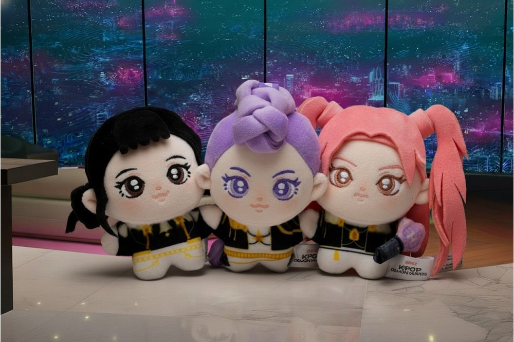 📦訂購 台灣限定 Kpop 獵魔女團 HUNTR/X 扁扁絨娃鎖匙扣