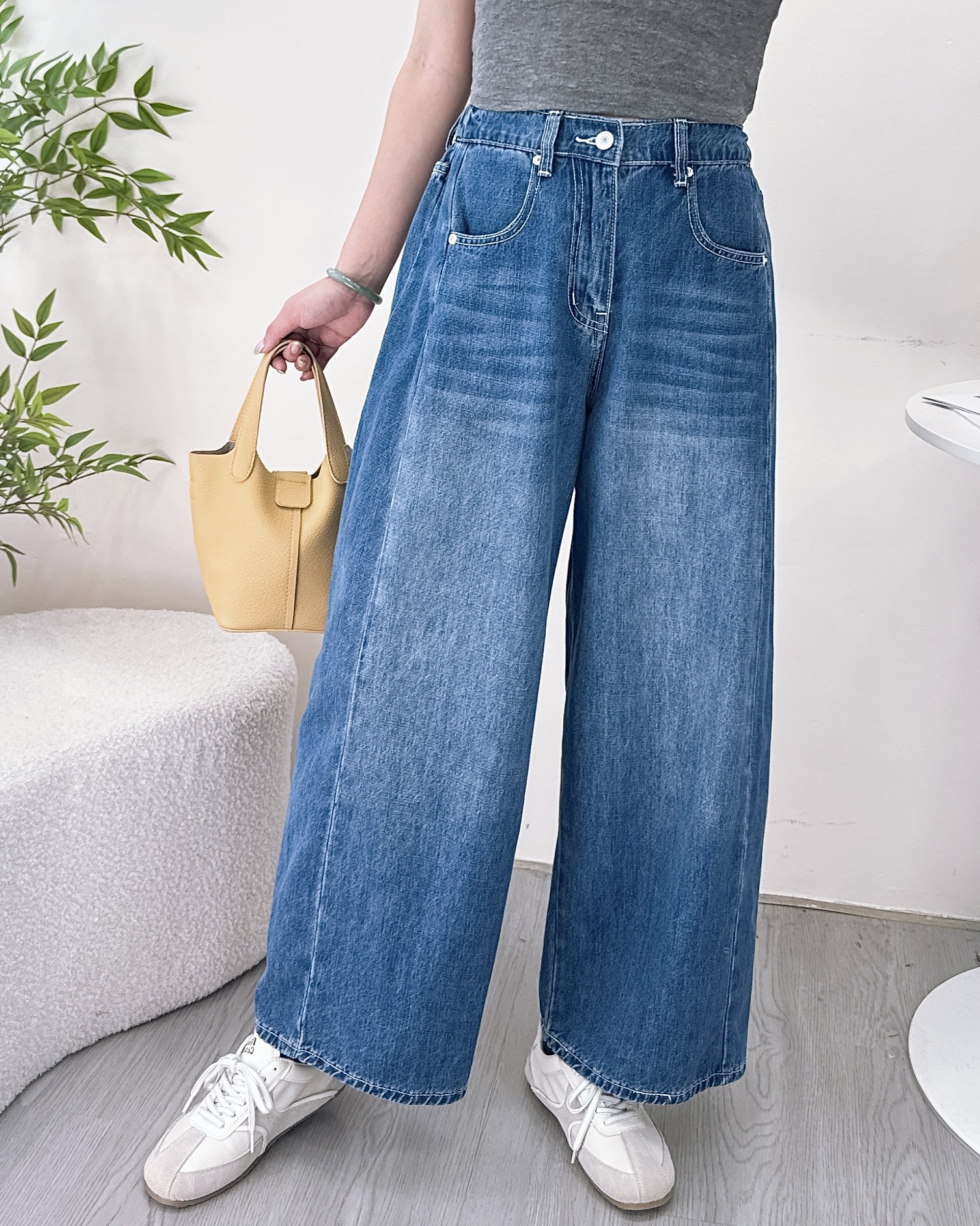 薄身型格日式寬鬆牛仔褲