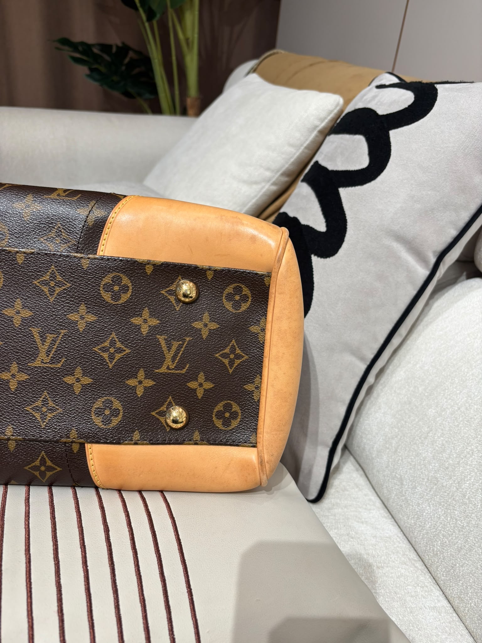 LV Beverly GM Monogram Shoulder Bag 100%Authentic, 95%new ✅Dust bag