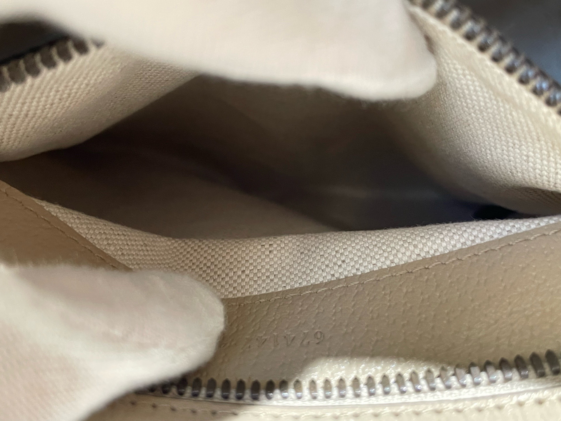 【預訂貨品】Gucci 燕麥色老花書包🎒