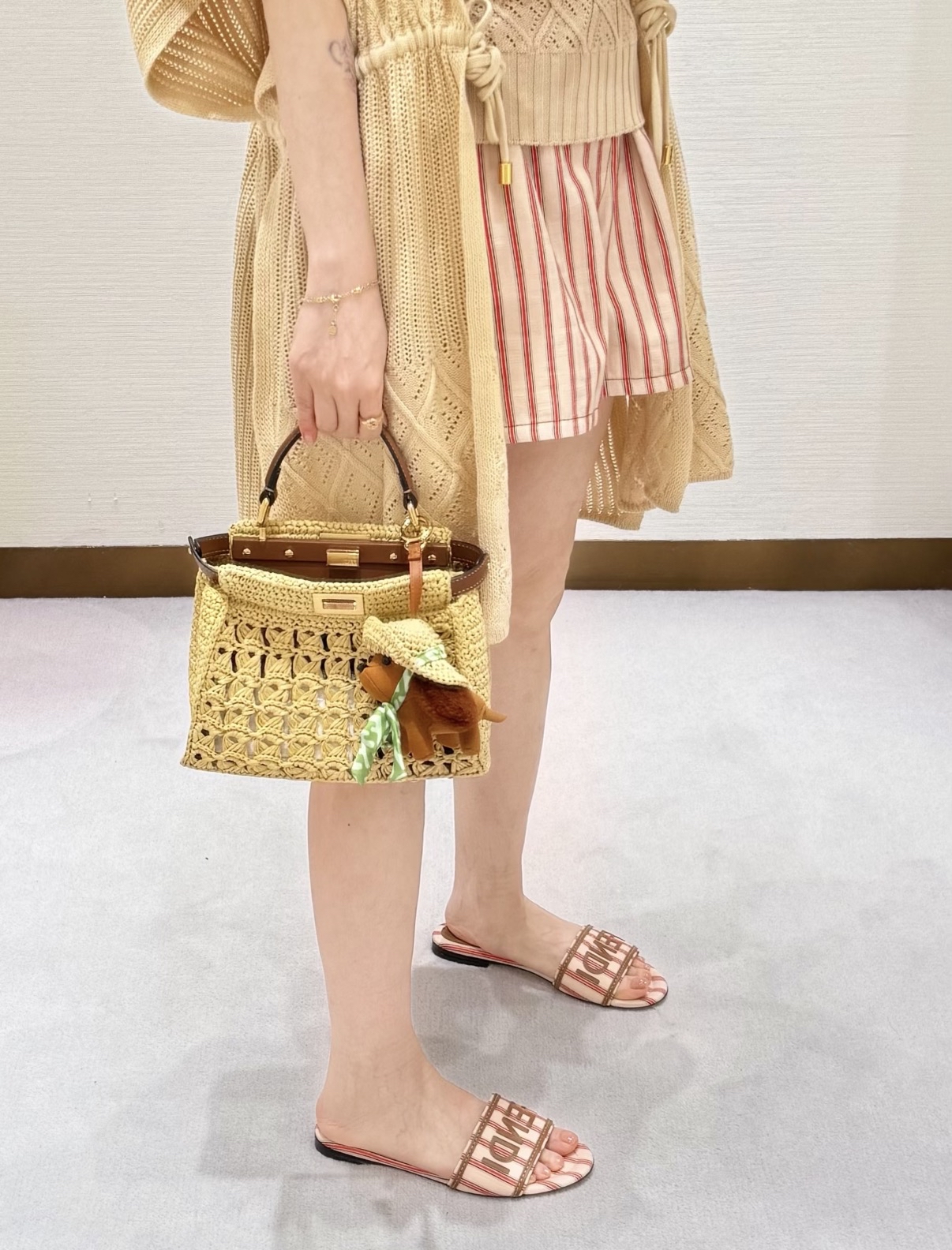 限時優惠✨新款🆕訂貨📮Fendi sunshine slide  Size 36/37-39/40/41