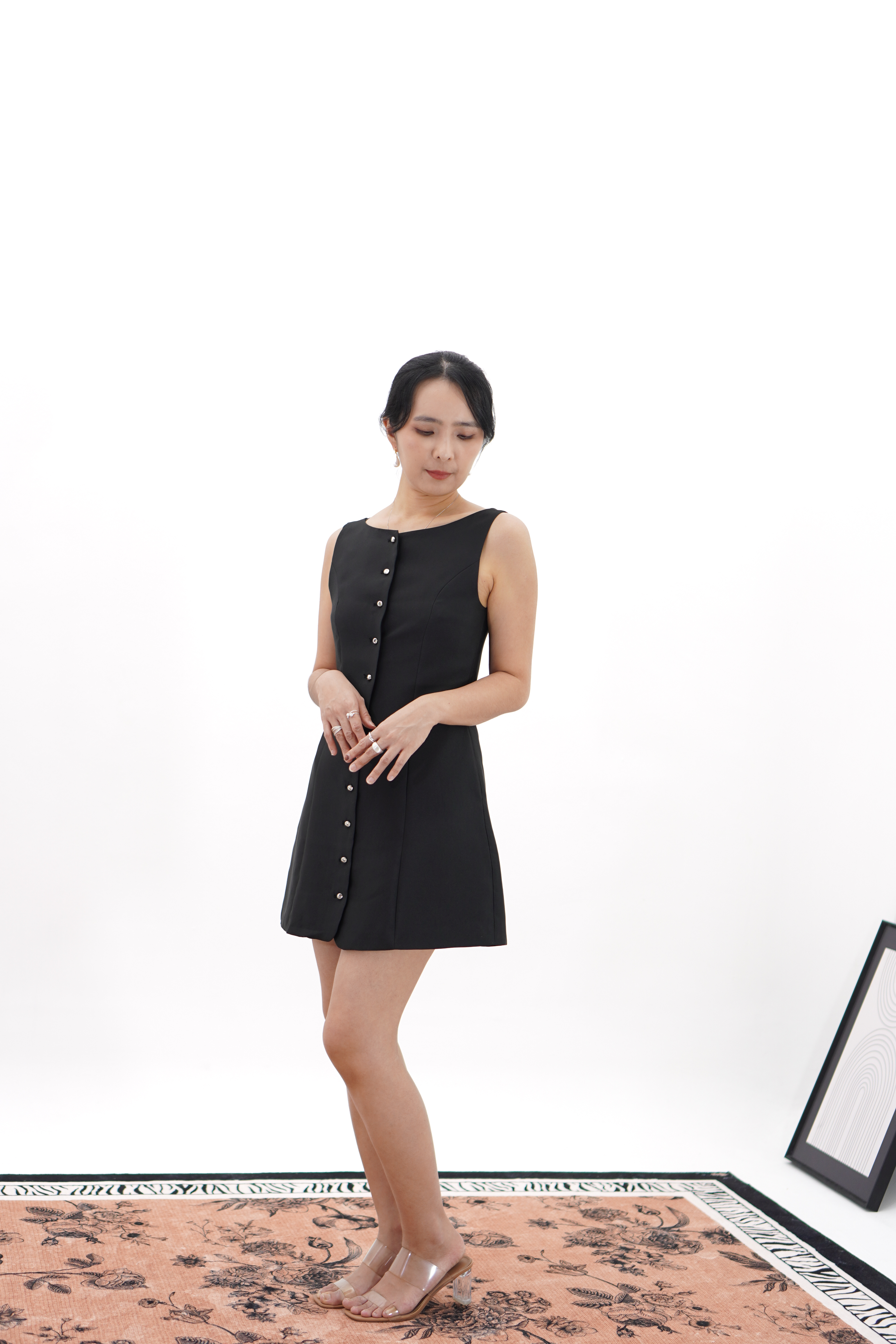 排扣连衣短裙 Front Buttons Sleeveless Dress