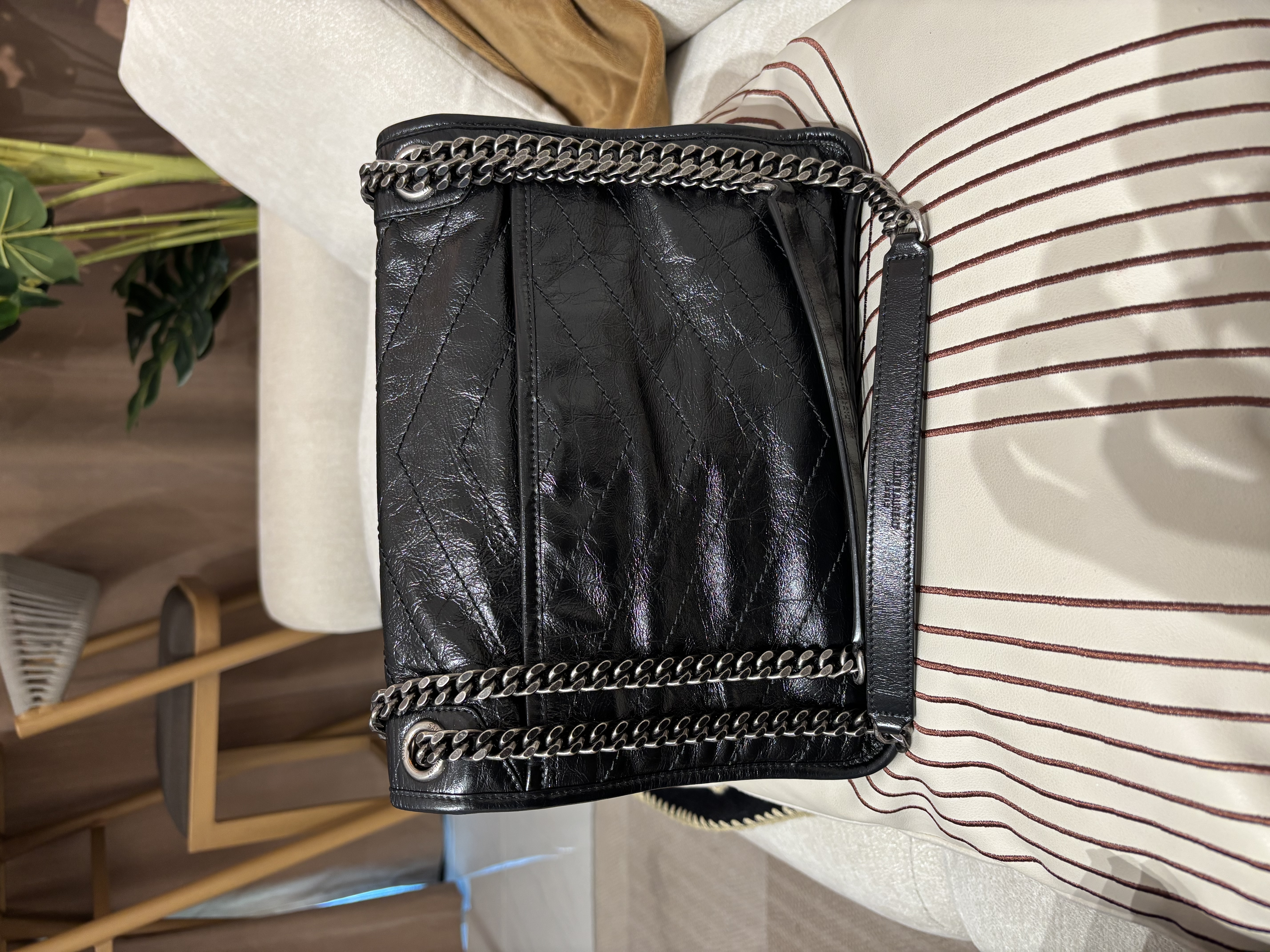 Ysl niki medium capfskin 100%Authentic ,95%new  ✅booklet ✅dust bag  