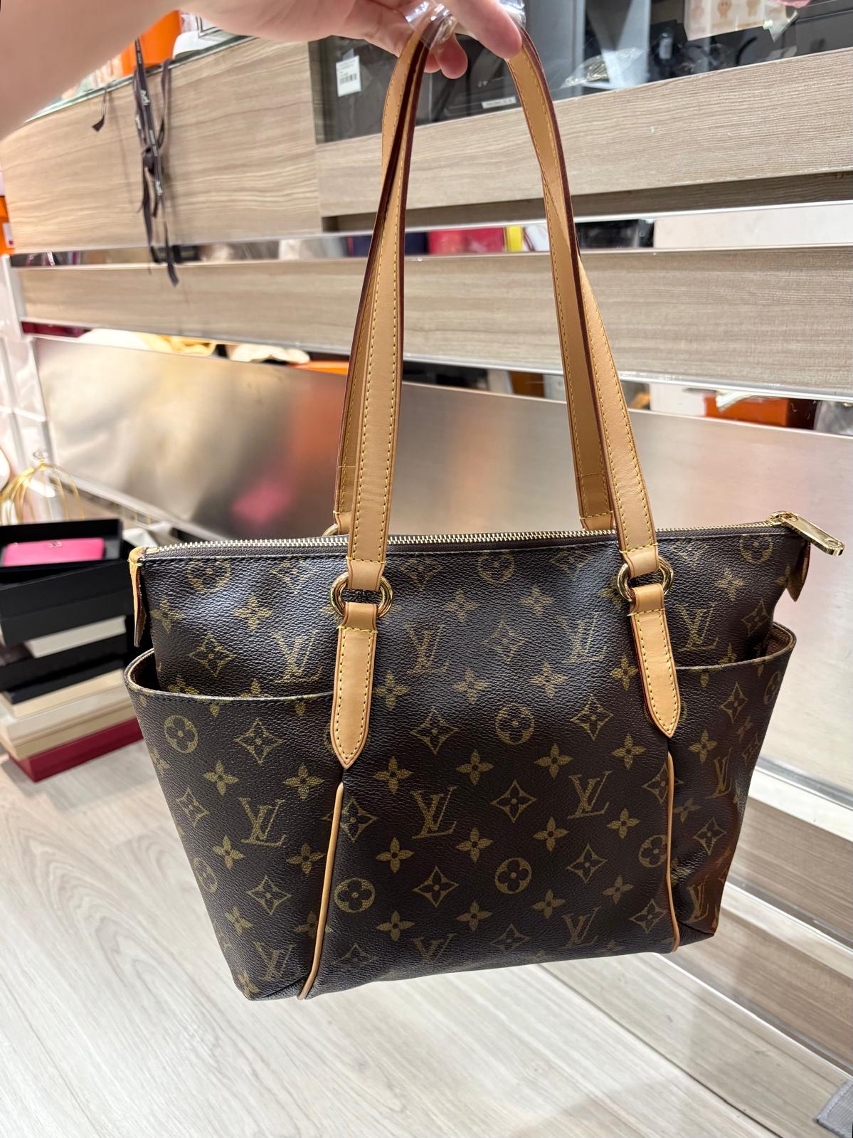 Lv totally pm tote bag 100%Authentic,98%new ✅dust bag