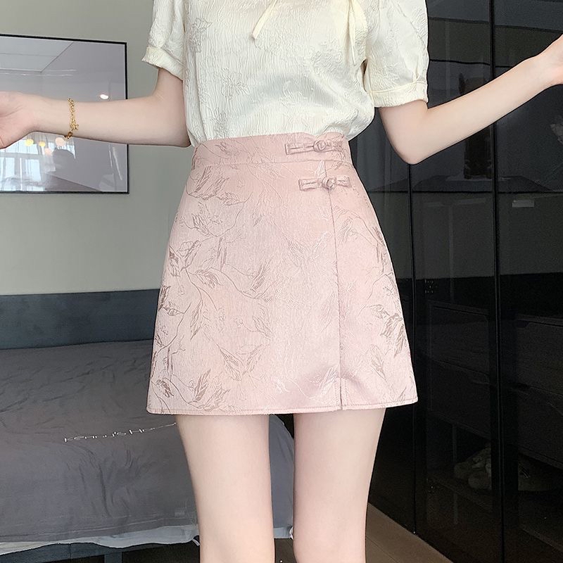 SK312暗纹国风短裙