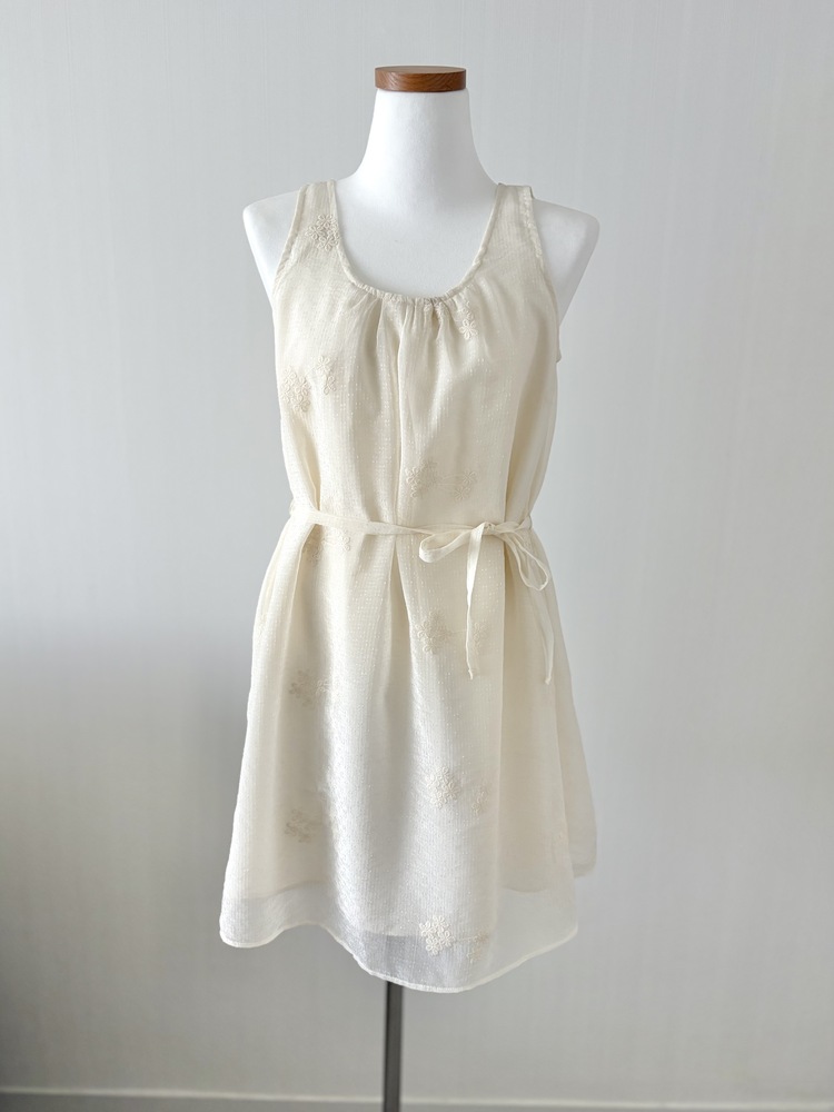 Fleur Embroidered Dress