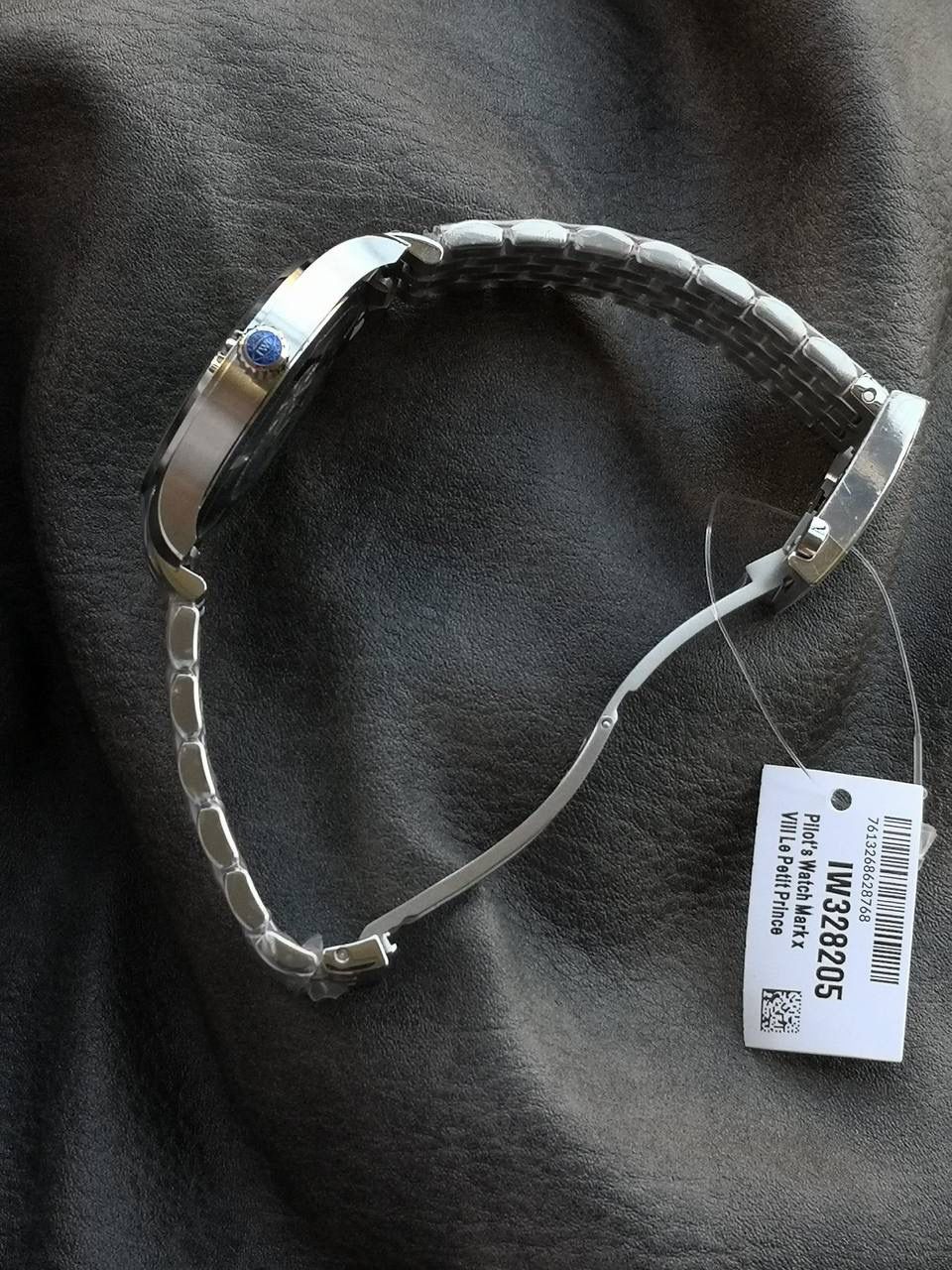 IWC万国表飞行员系列IW328206腕表，精钢表壳表链，绿色表盘，搭载2892型自动机械机芯，40毫米。