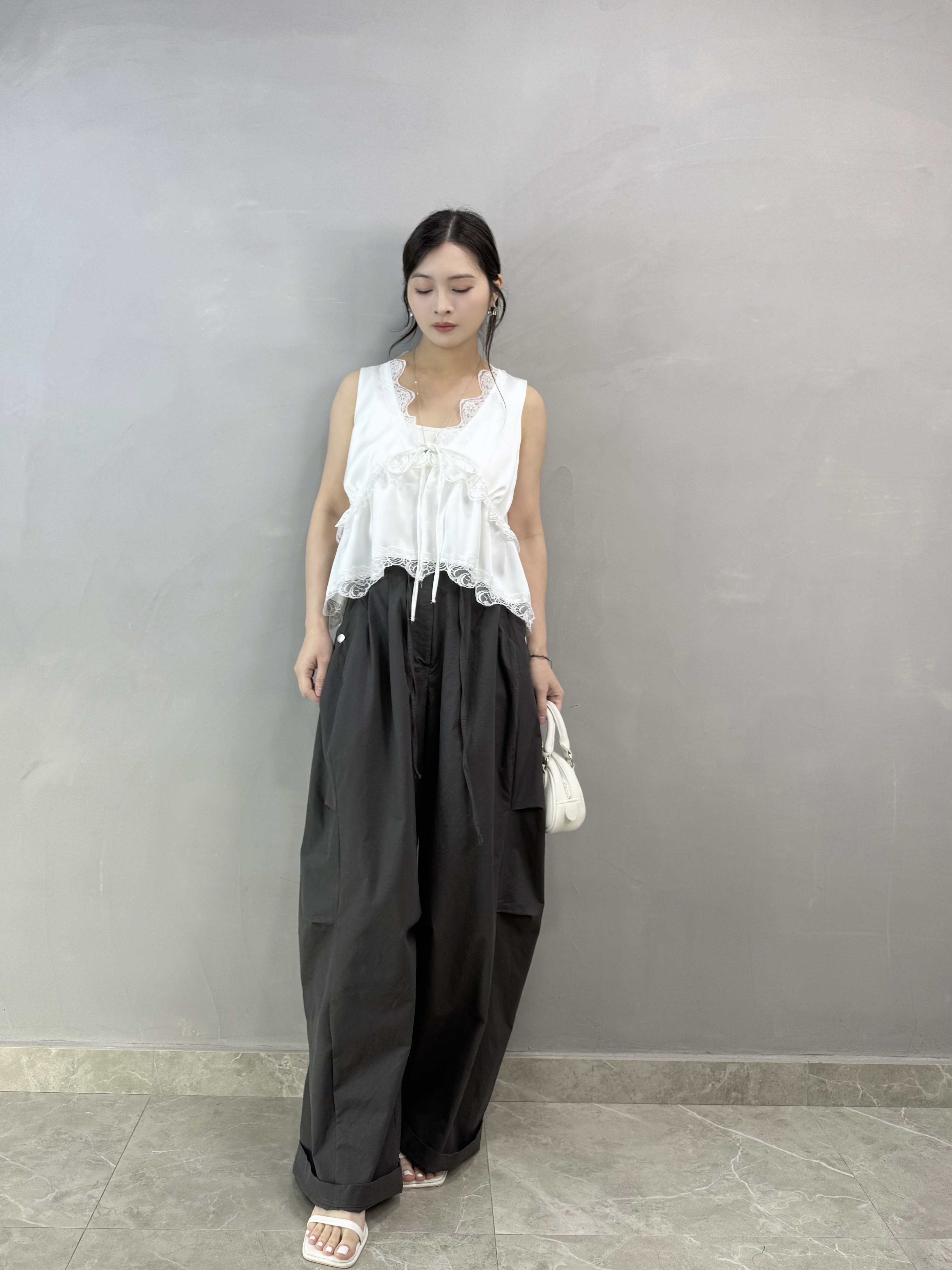 Y60 高級Lace邊絲背心