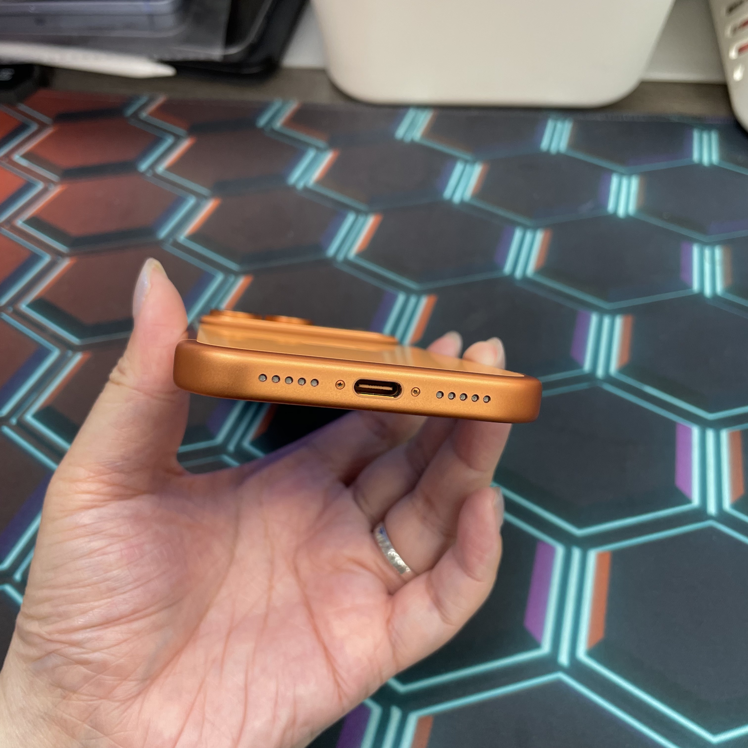 *7078 17 Pro 完美機 256GB 電100 橙色 orange