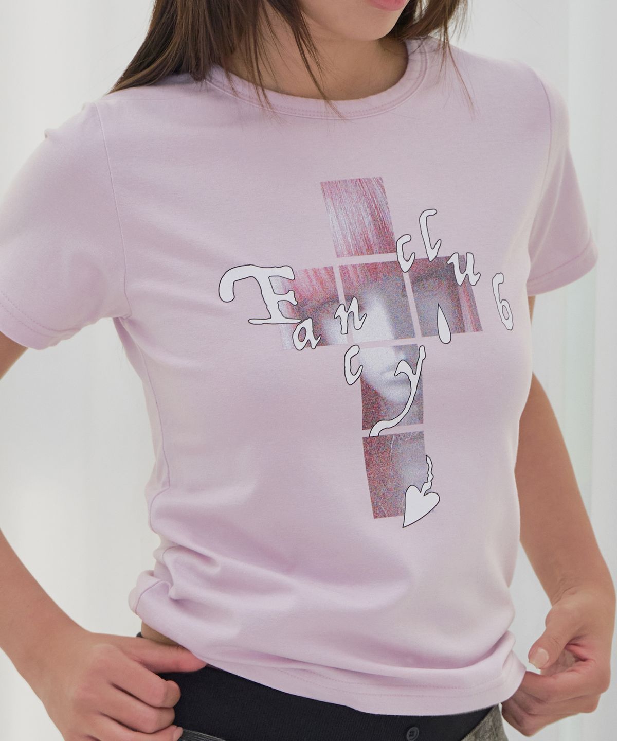 🇰🇷訂購｜FANCY CLUB 26SS｜Cross Kira Tee 3色 