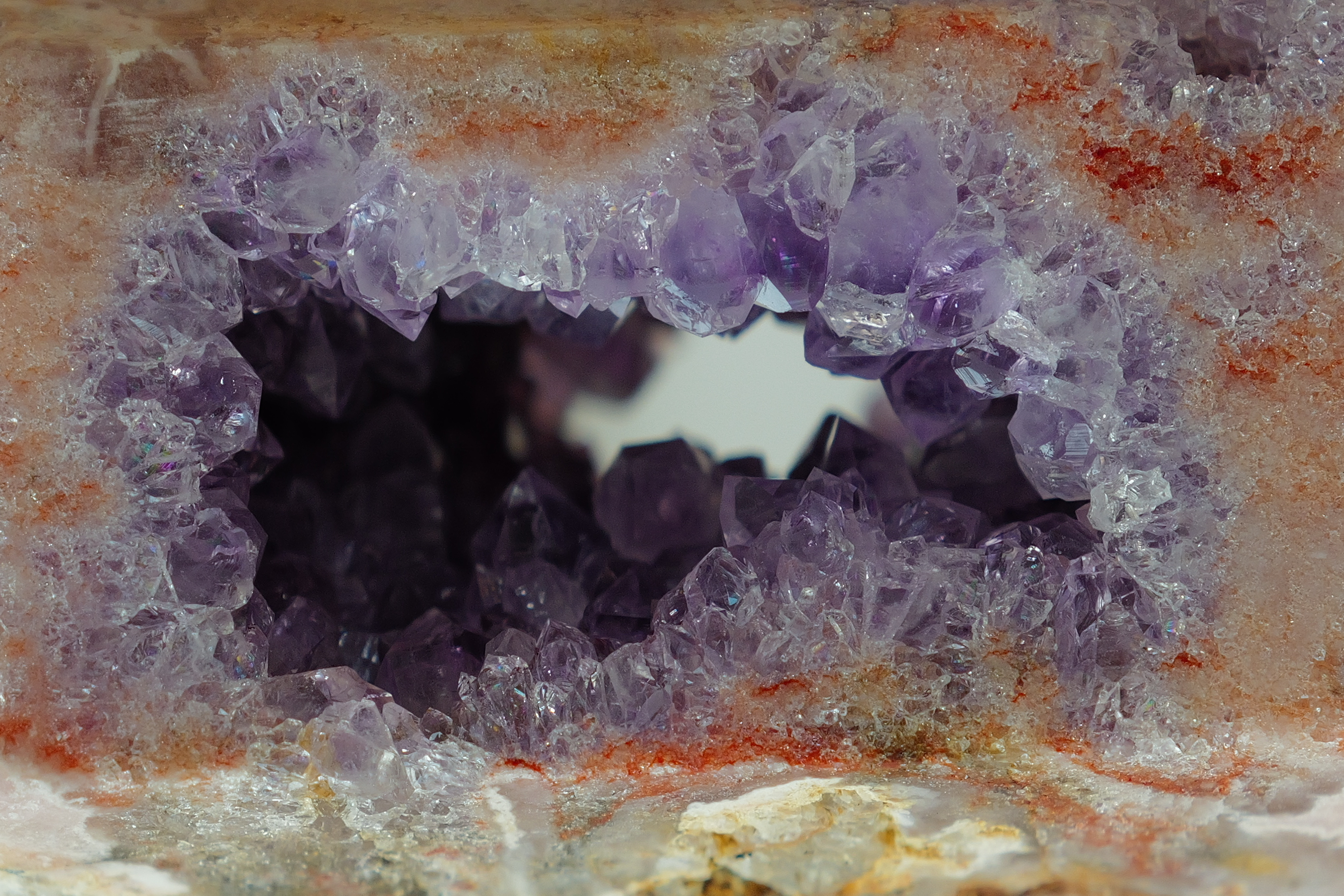 ༒10.2cm粉紅紫水晶 共生紫晶洞 晶牙六角柱༒ PA.6808C30GMm8-RA22*9js