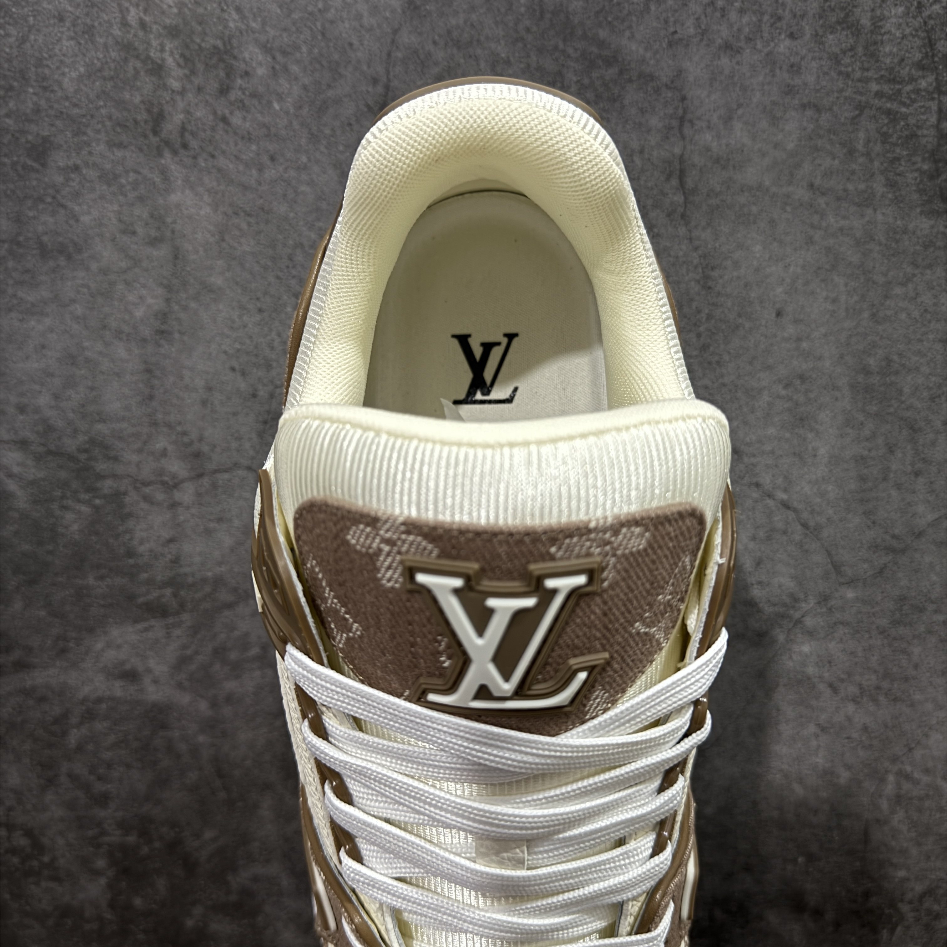 Louis Vuitton LV Trainer 
