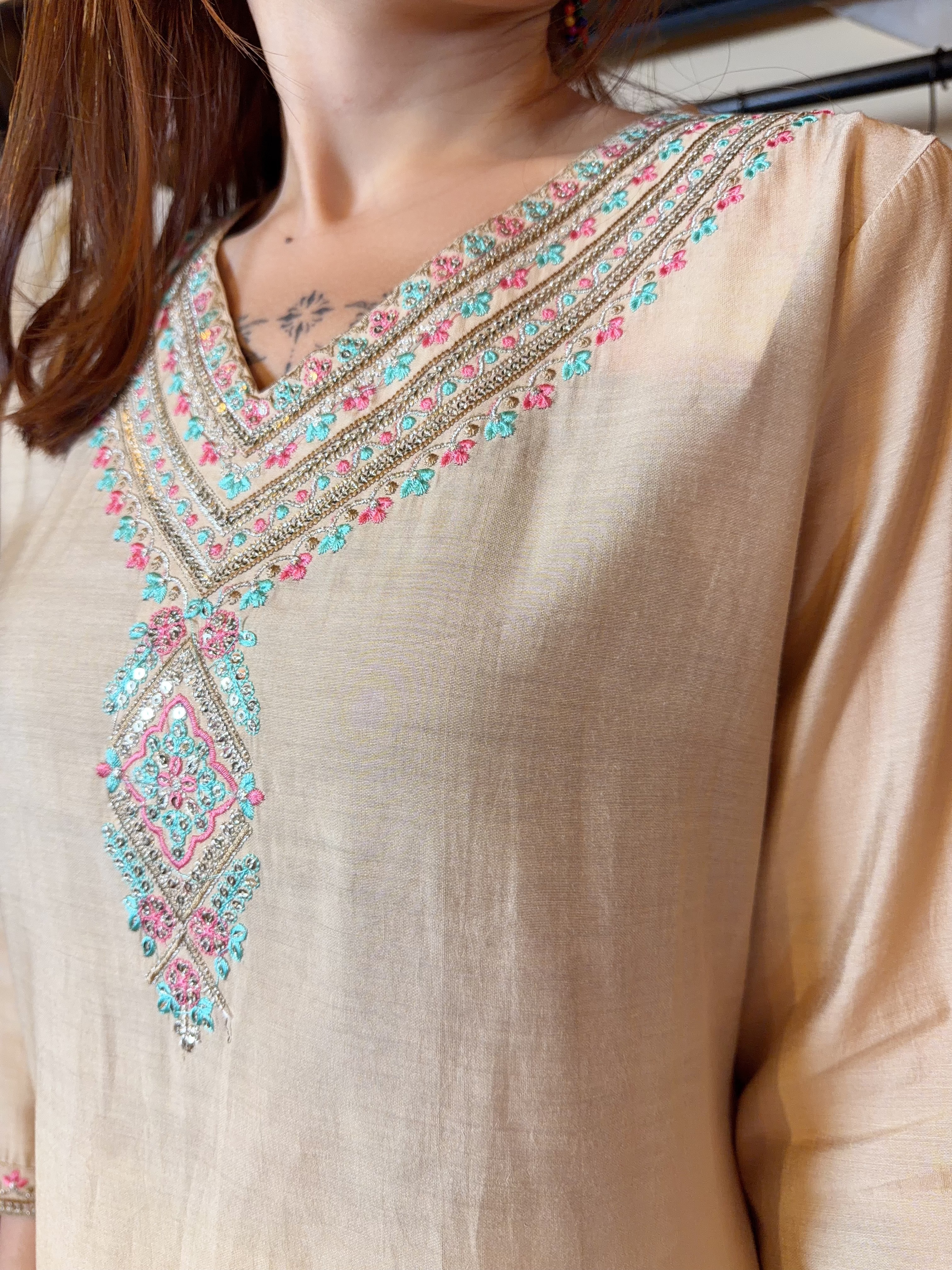 Oat Champagne Gold Trangular Edge Kurta 42" #1429