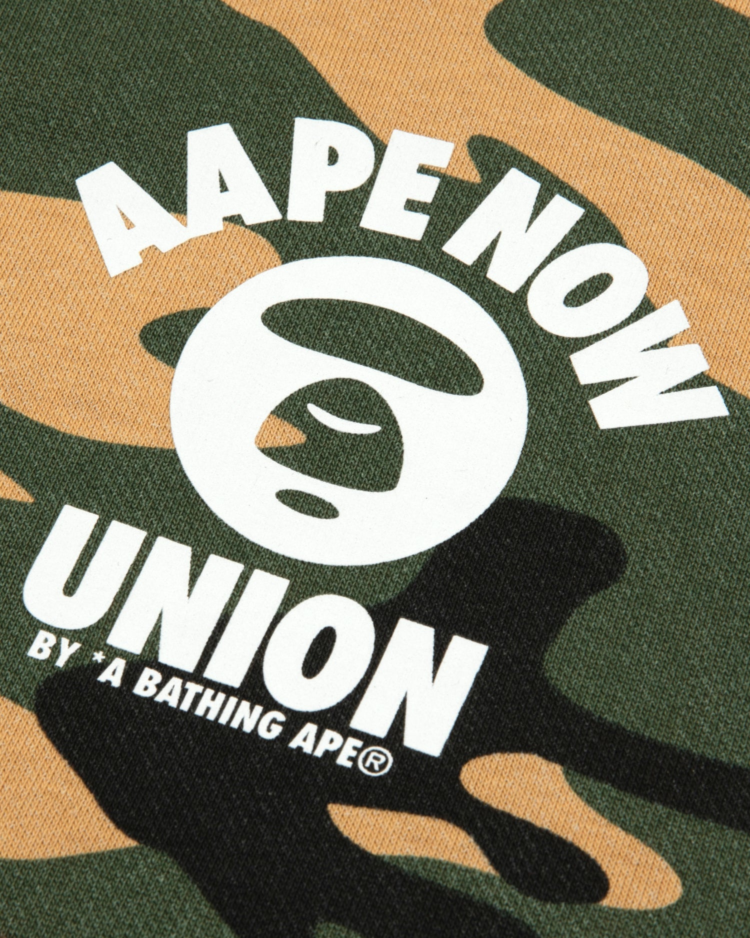 AAPE Woodland Camo Zip-Up (E370XXR)