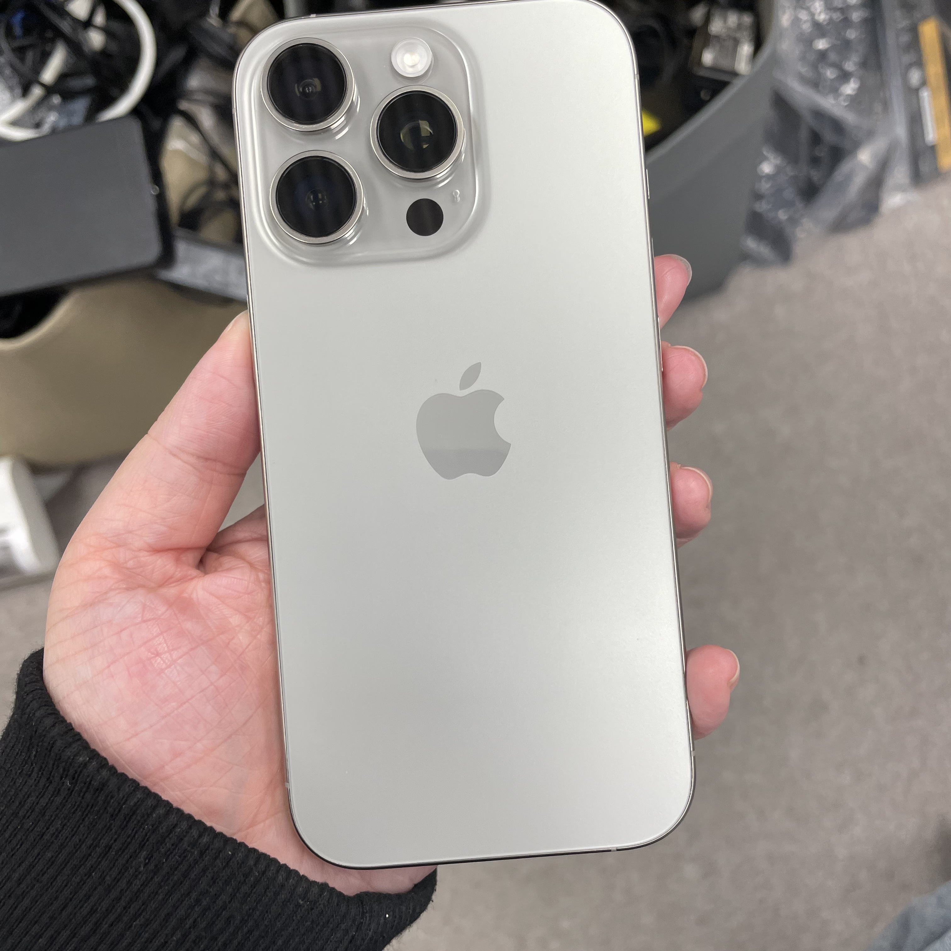 *5966 16 Pro 完美機 256GB 電90 原色 gray