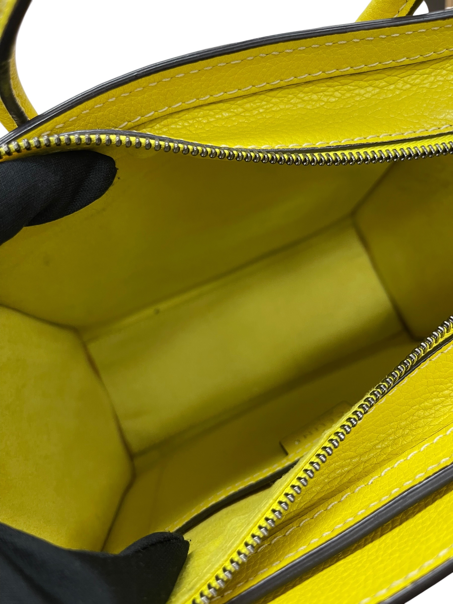 Pre-owned Celine Nano Luggage/ Product Code: 072011
